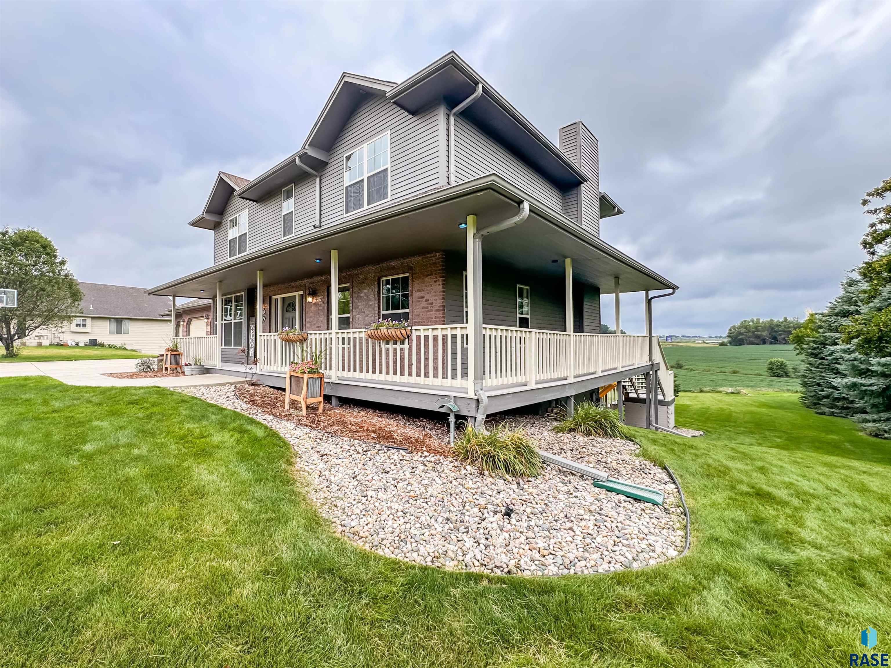 909 S Fawn Ct