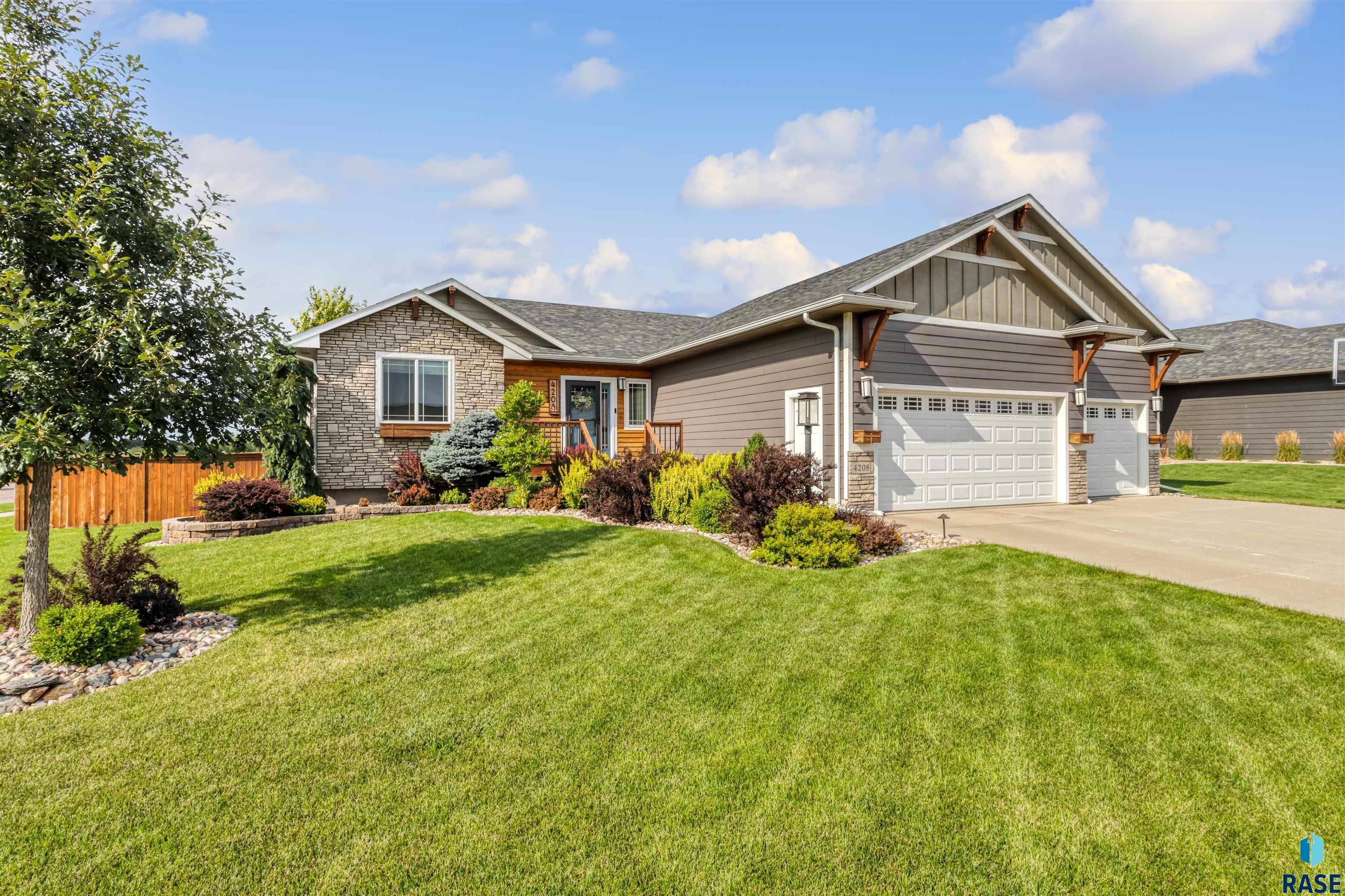 4208 W Explorer Cir
