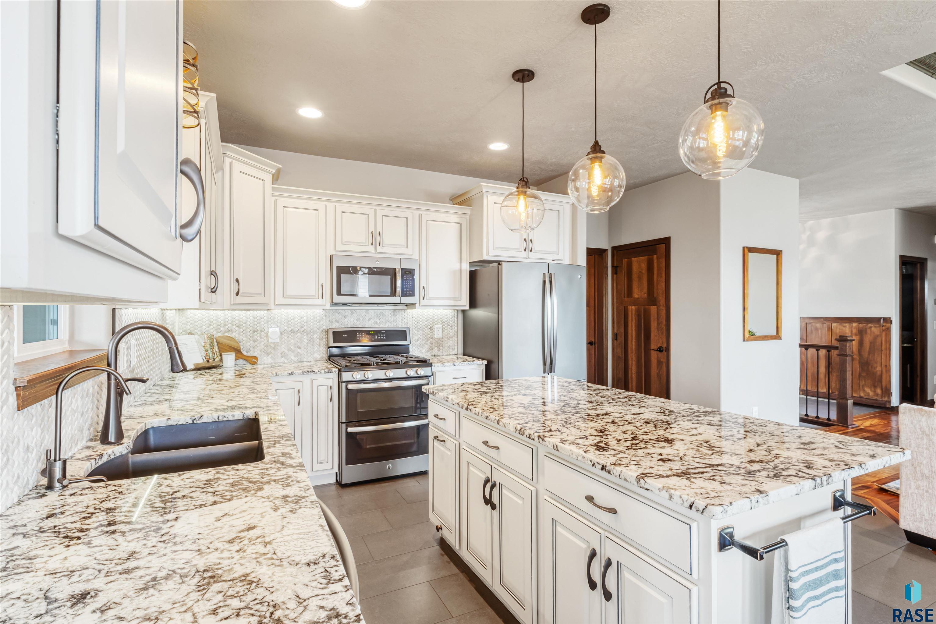 4208 W Explorer Cir