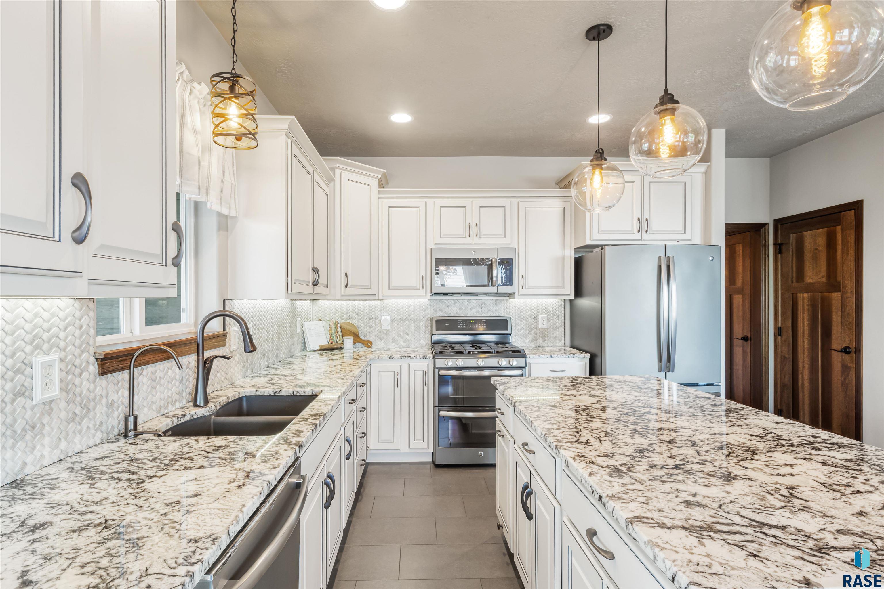 4208 W Explorer Cir