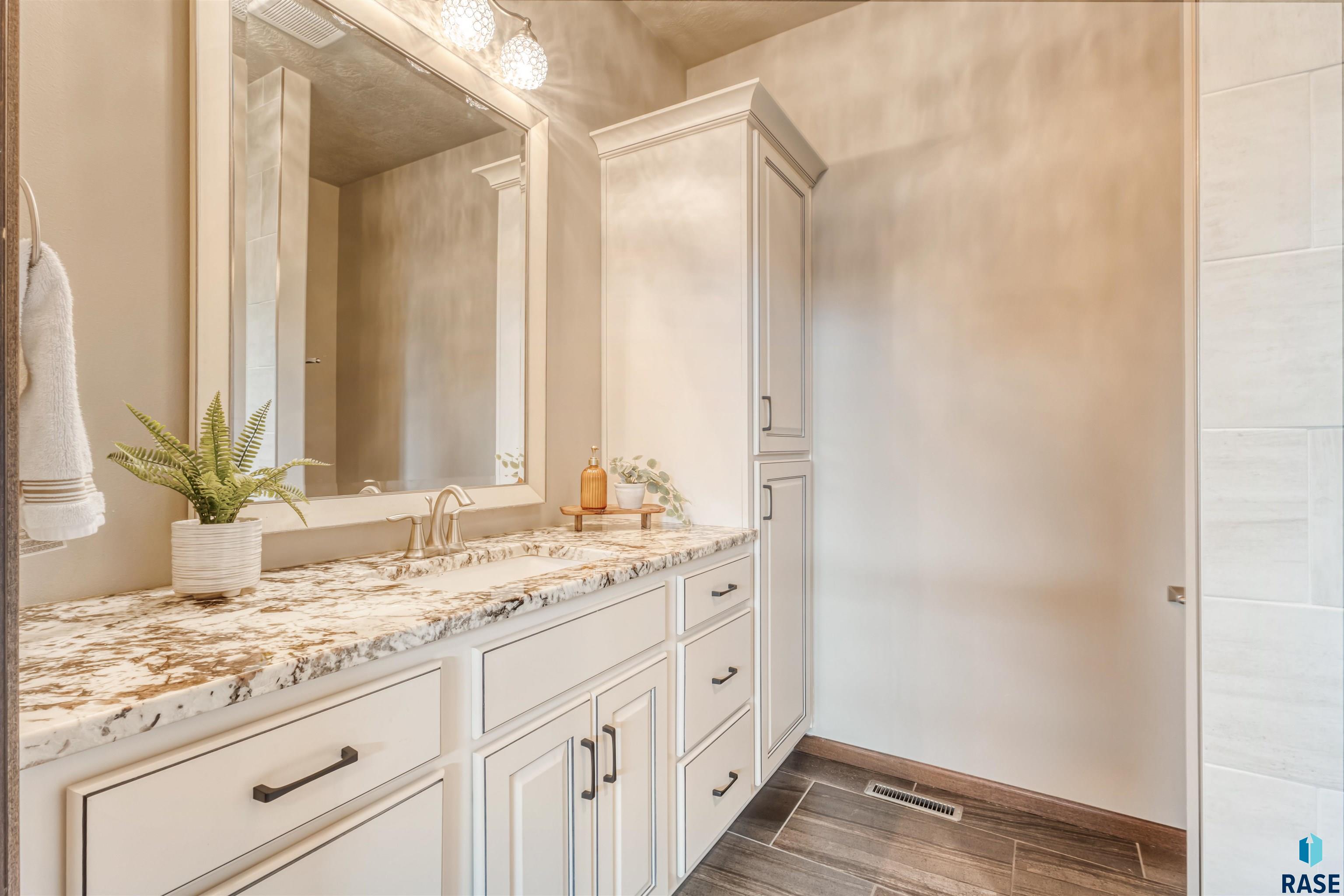 4208 W Explorer Cir