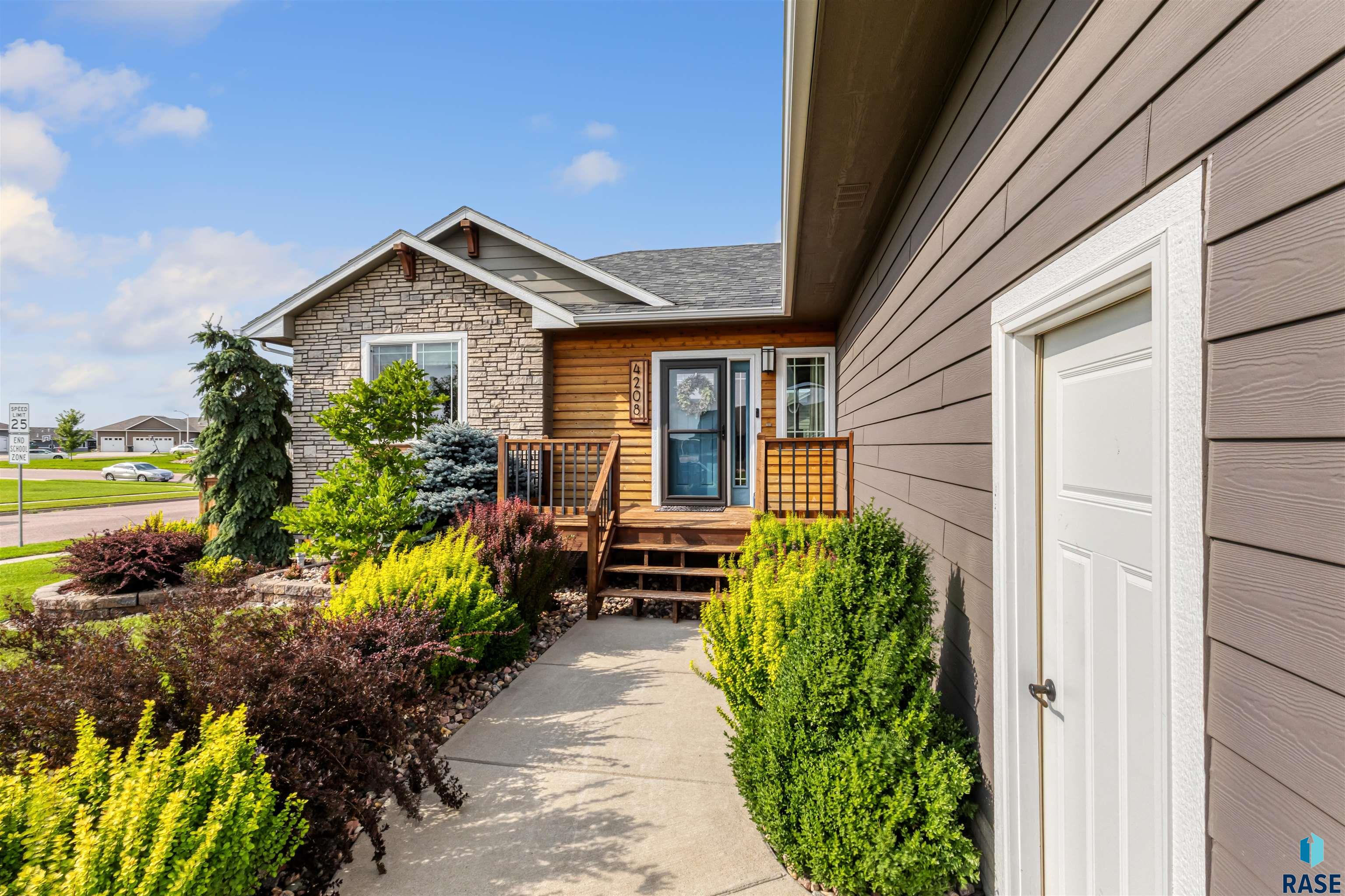 4208 W Explorer Cir