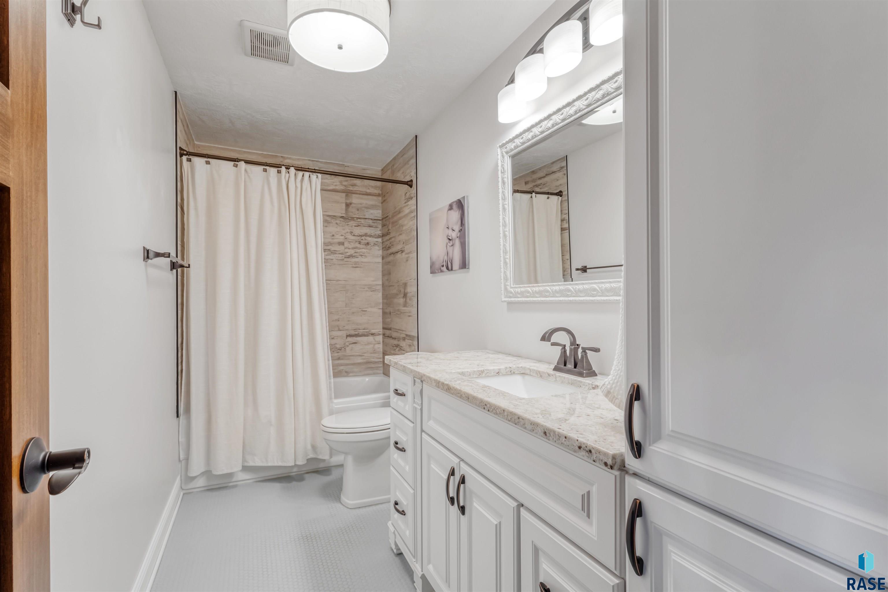 4208 W Explorer Cir