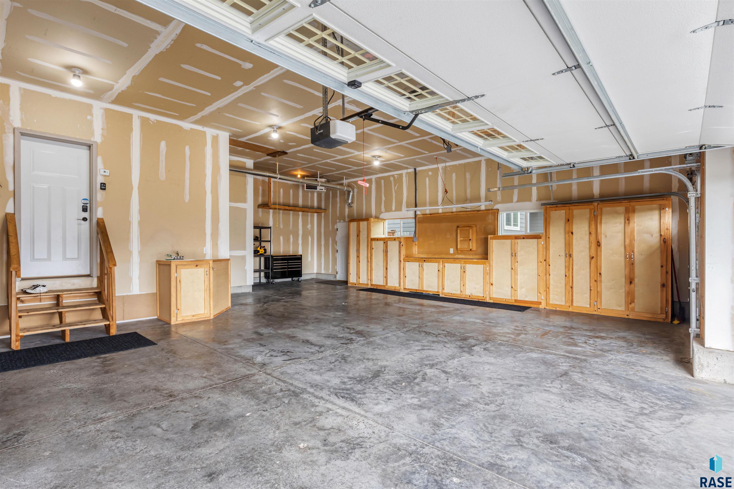 4208 W Explorer Cir