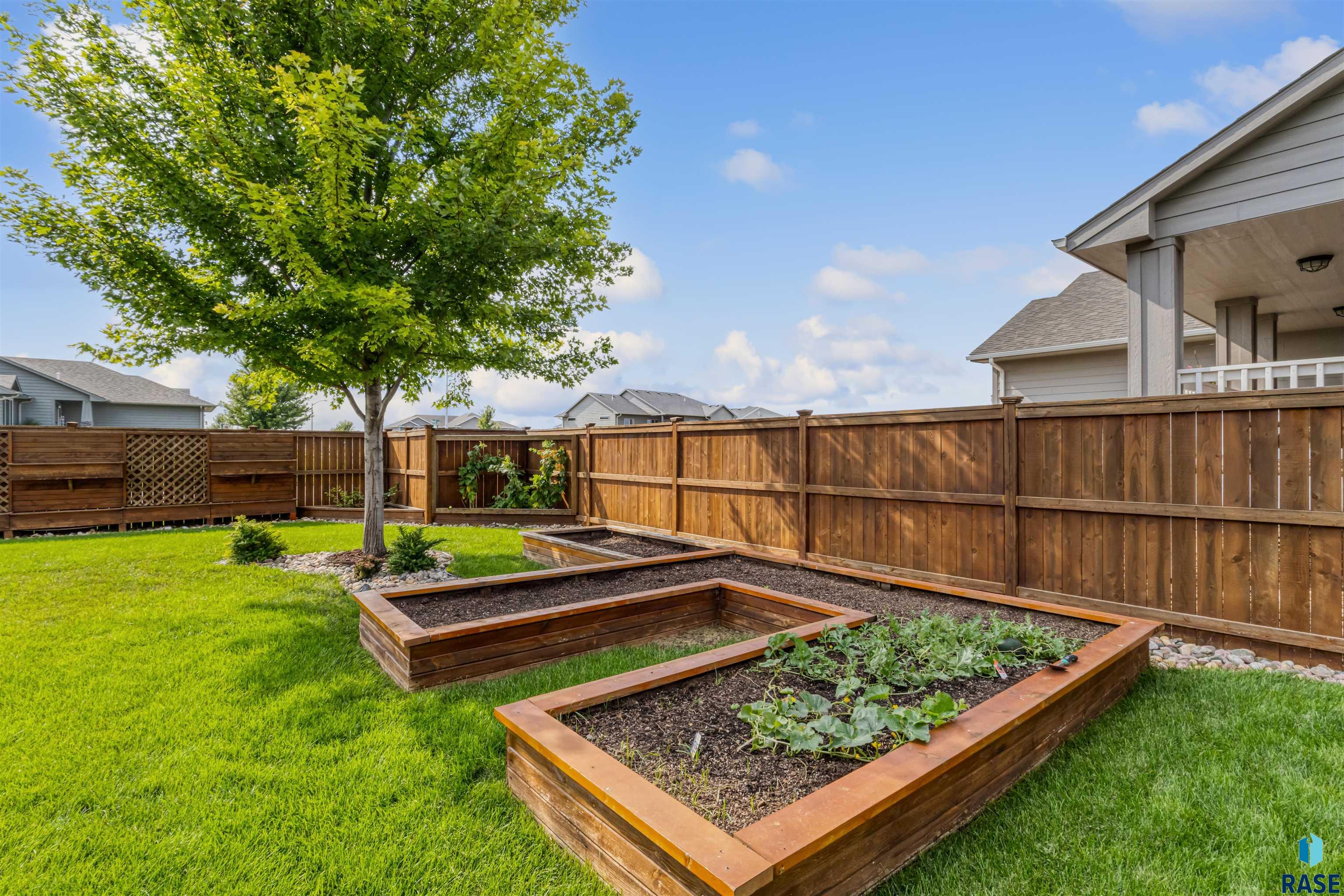 4208 W Explorer Cir