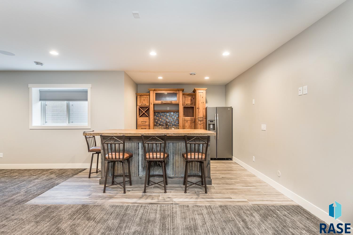 2824 E Sunflower Cir