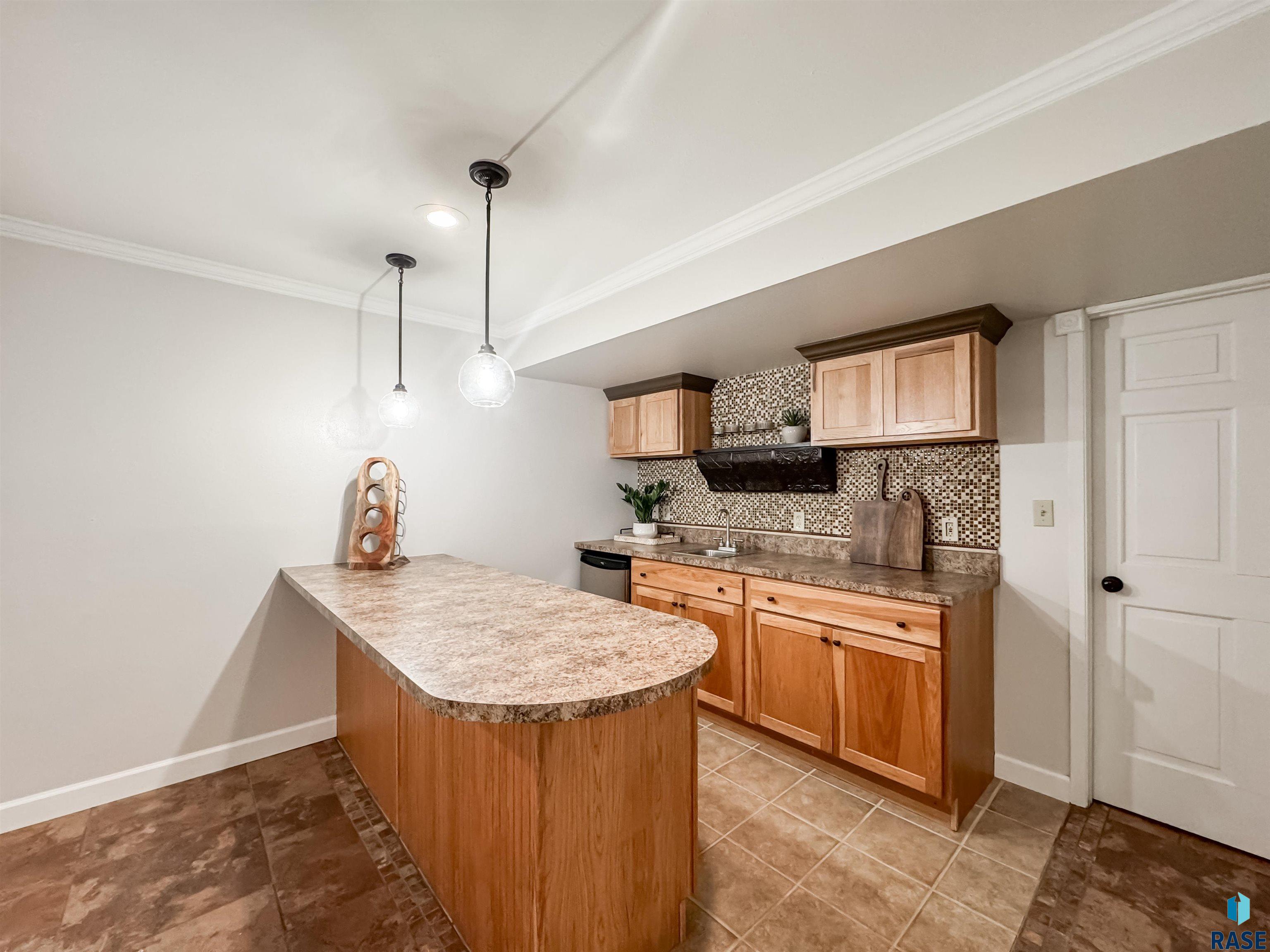2600 E Marson Dr