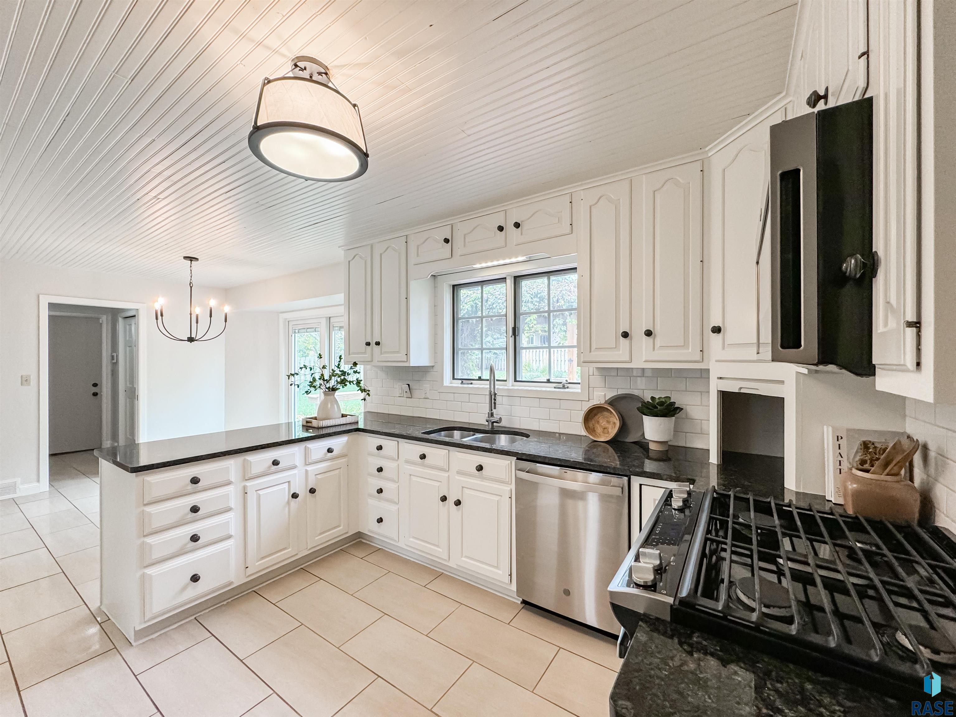 2600 E Marson Dr