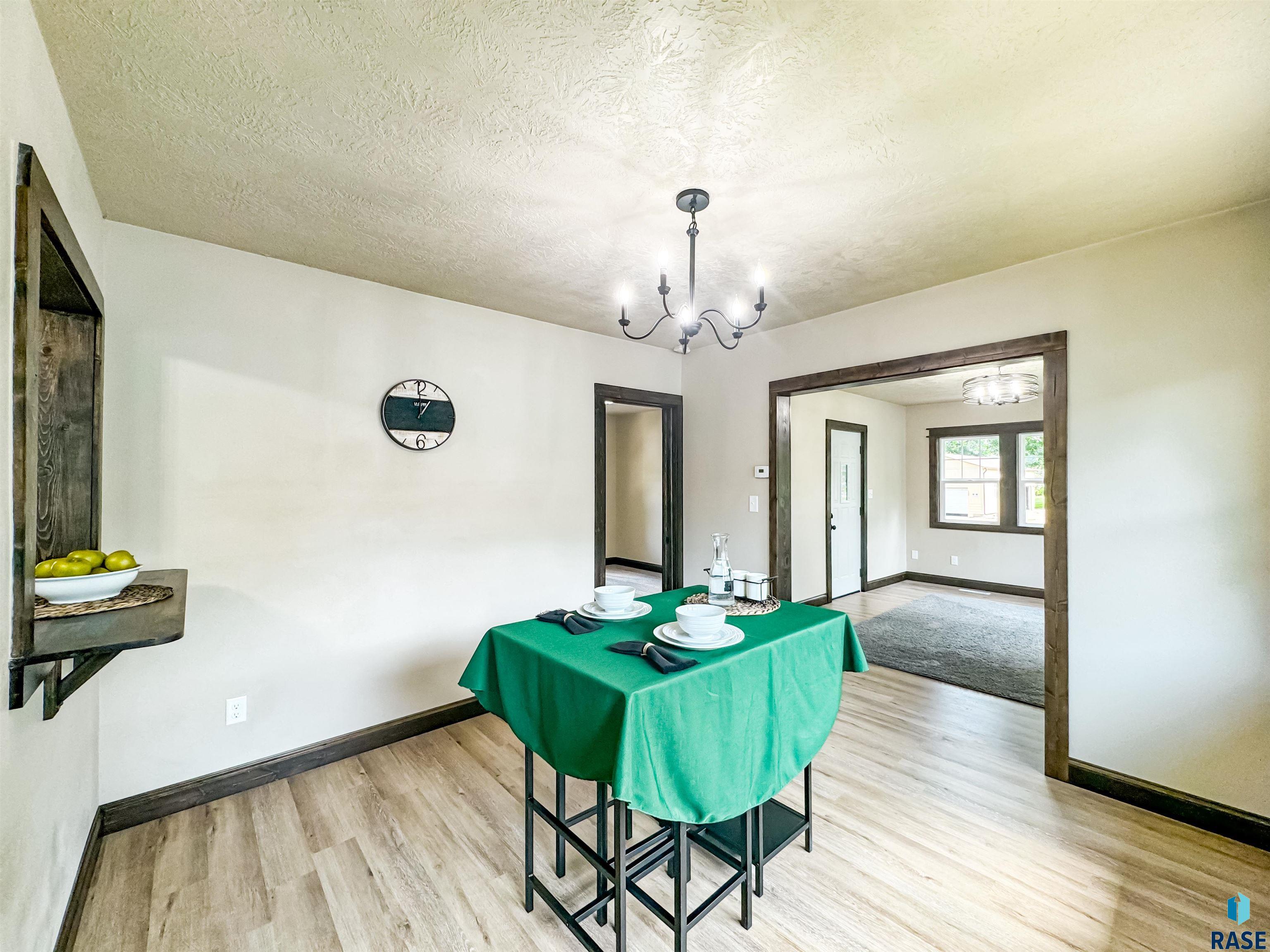 309 S Main St