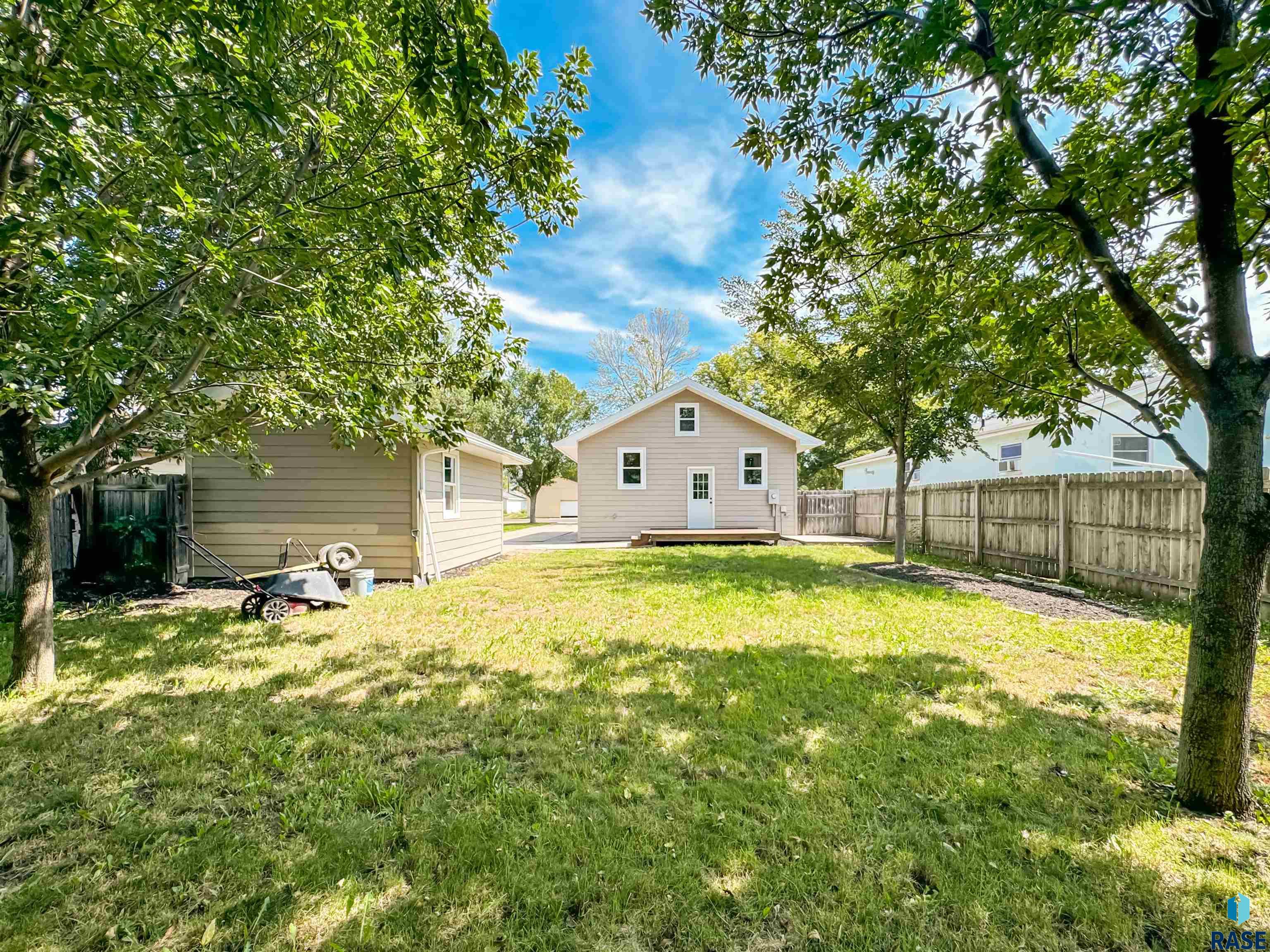 309 S Main St