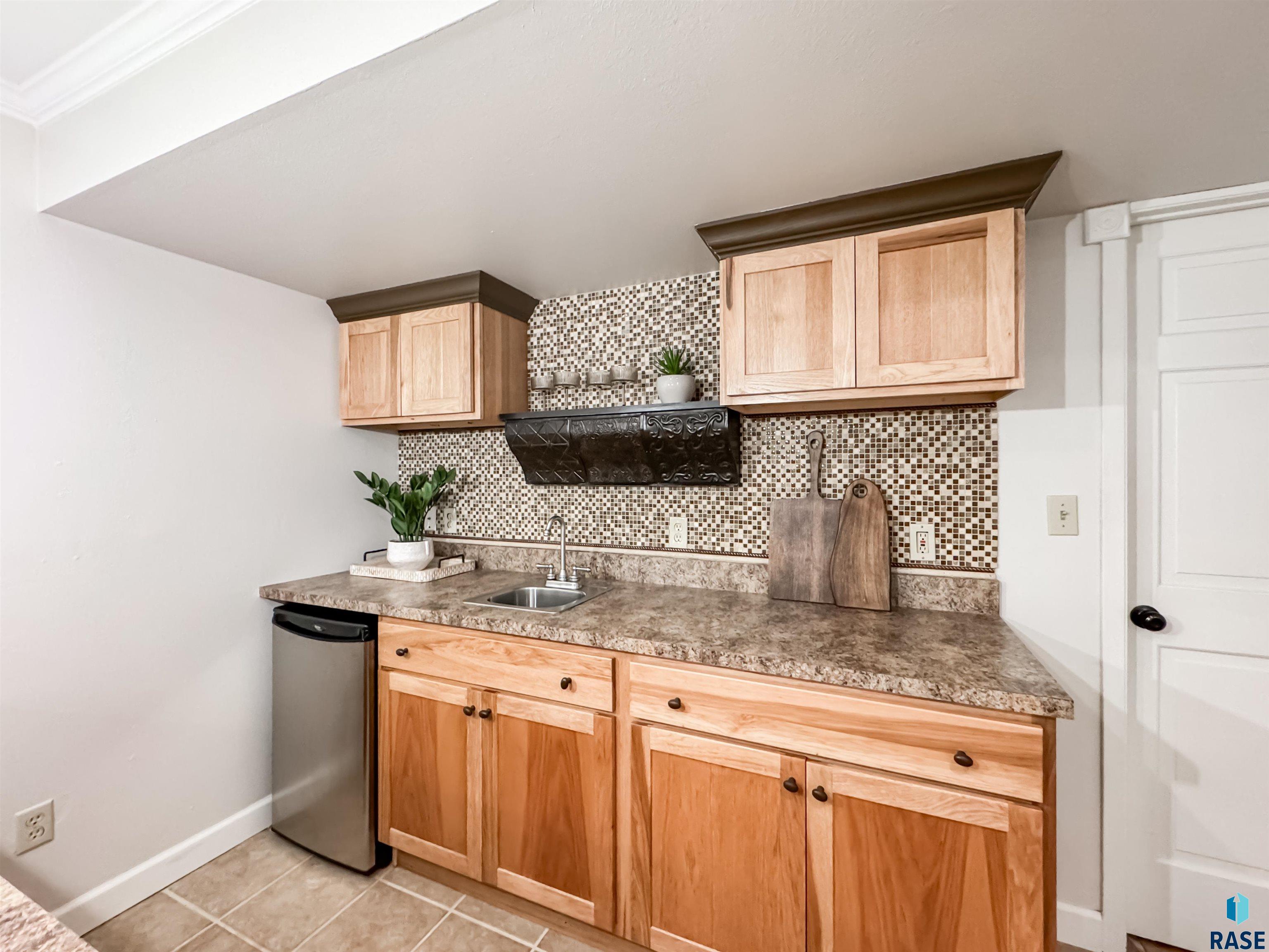 2600 E Marson Dr