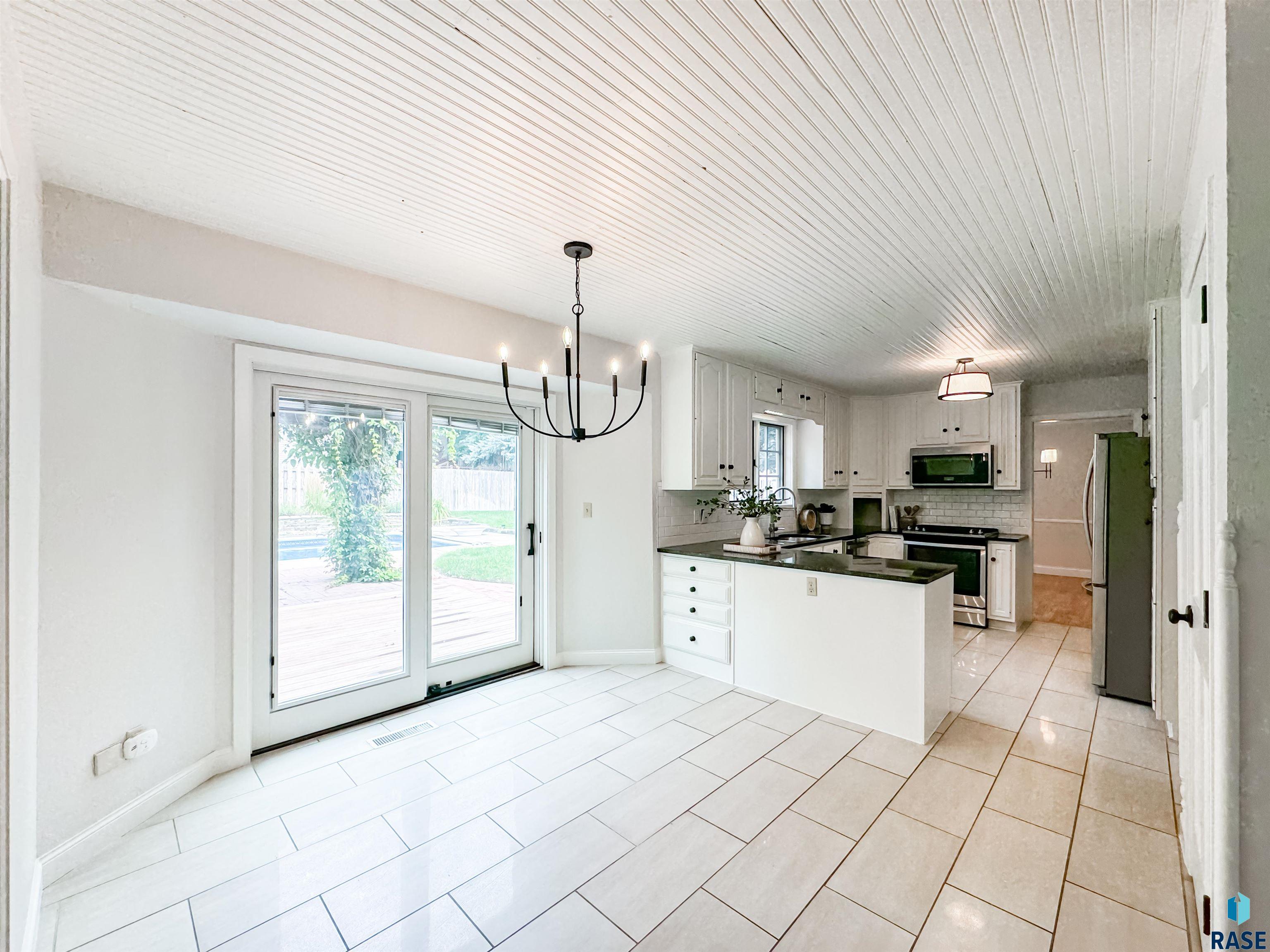 2600 E Marson Dr