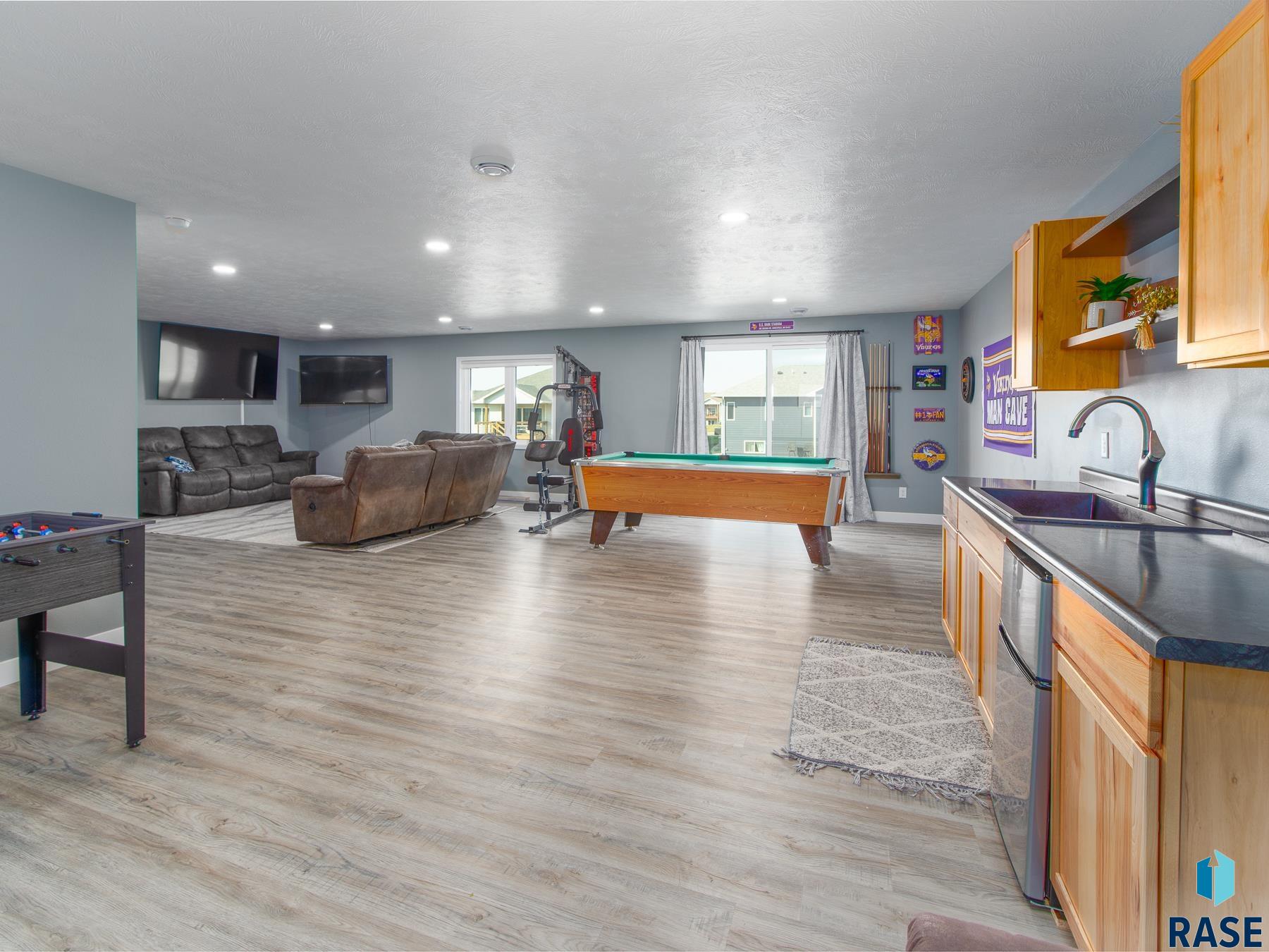 4341 N Knob Hill Ct