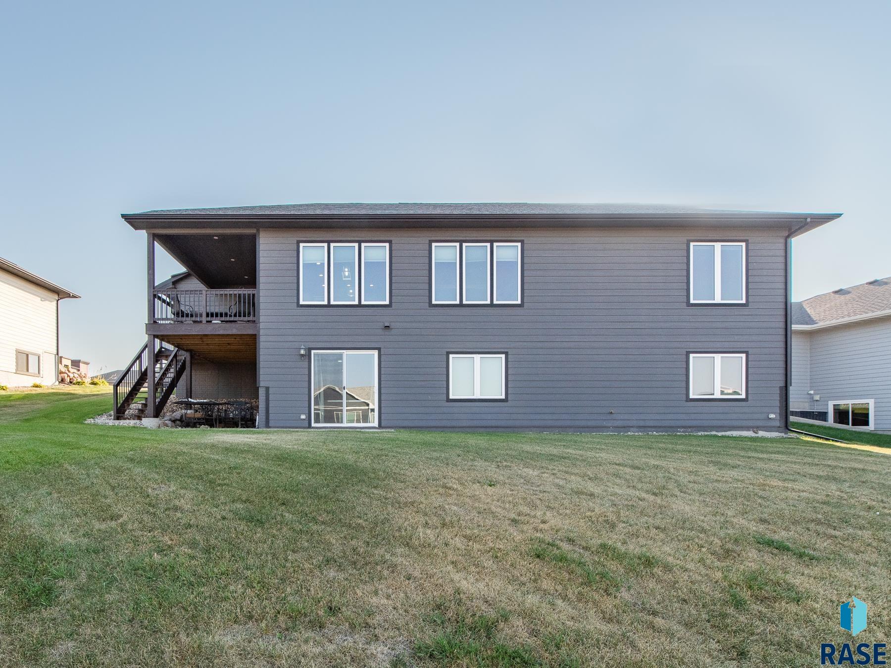 4341 N Knob Hill Ct
