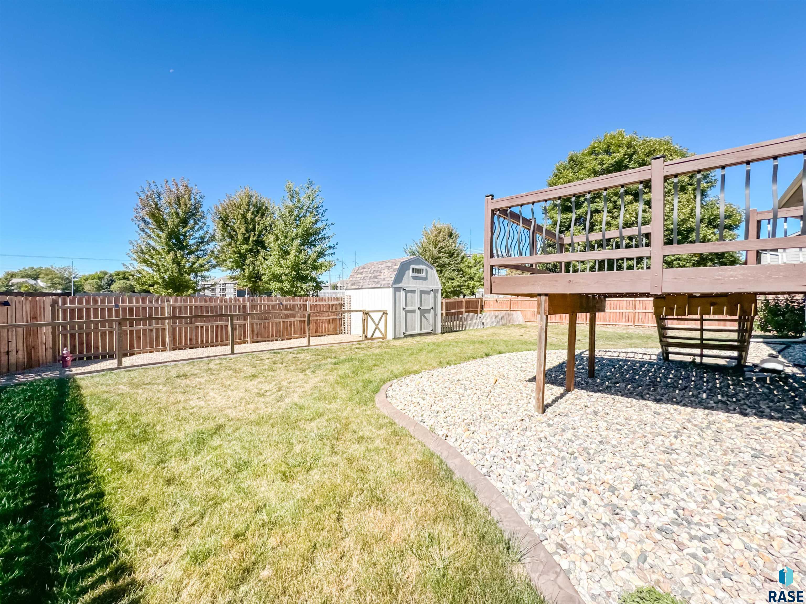1215 S Dundee Dr