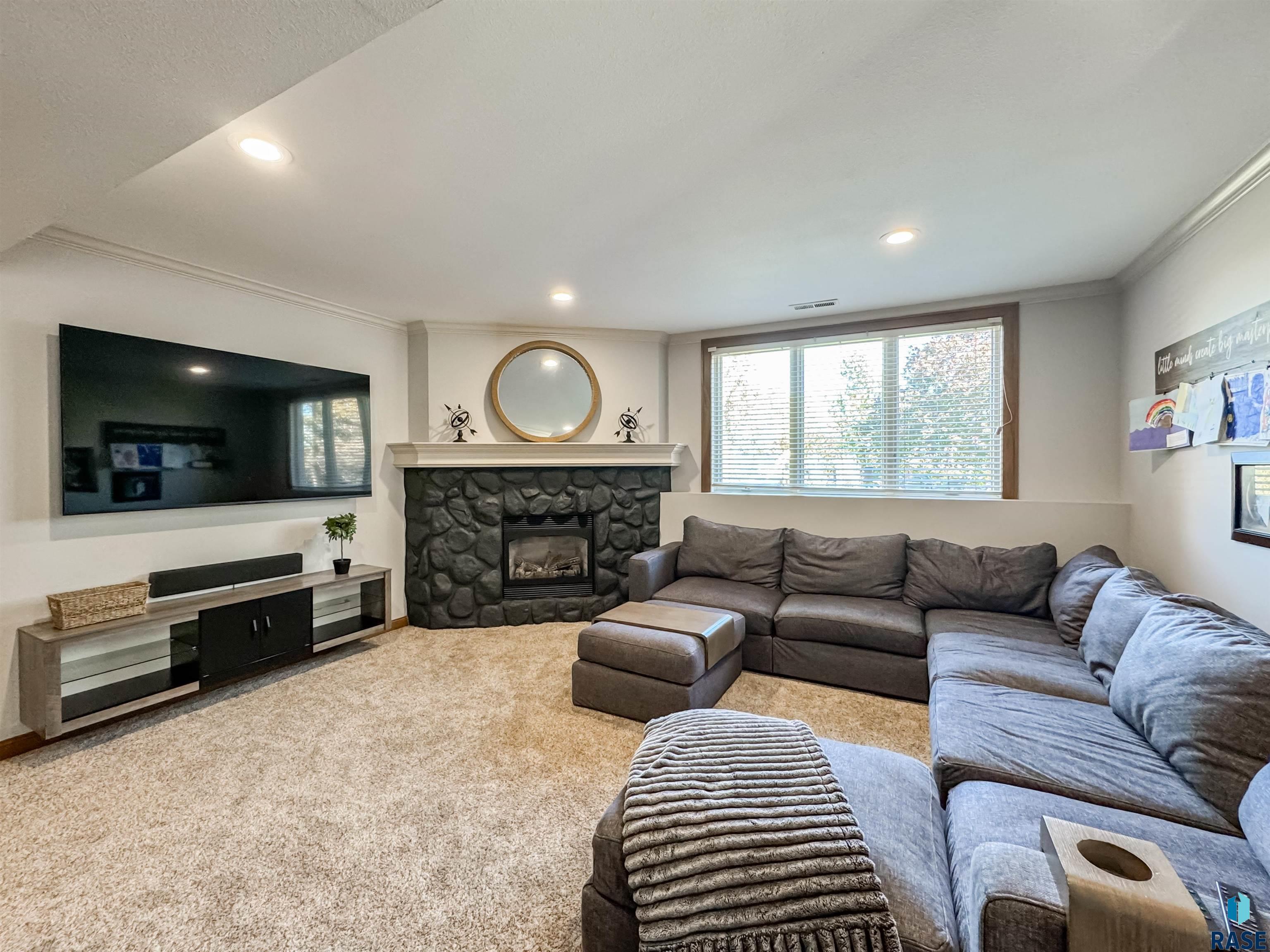 47936 Copperwood Cir
