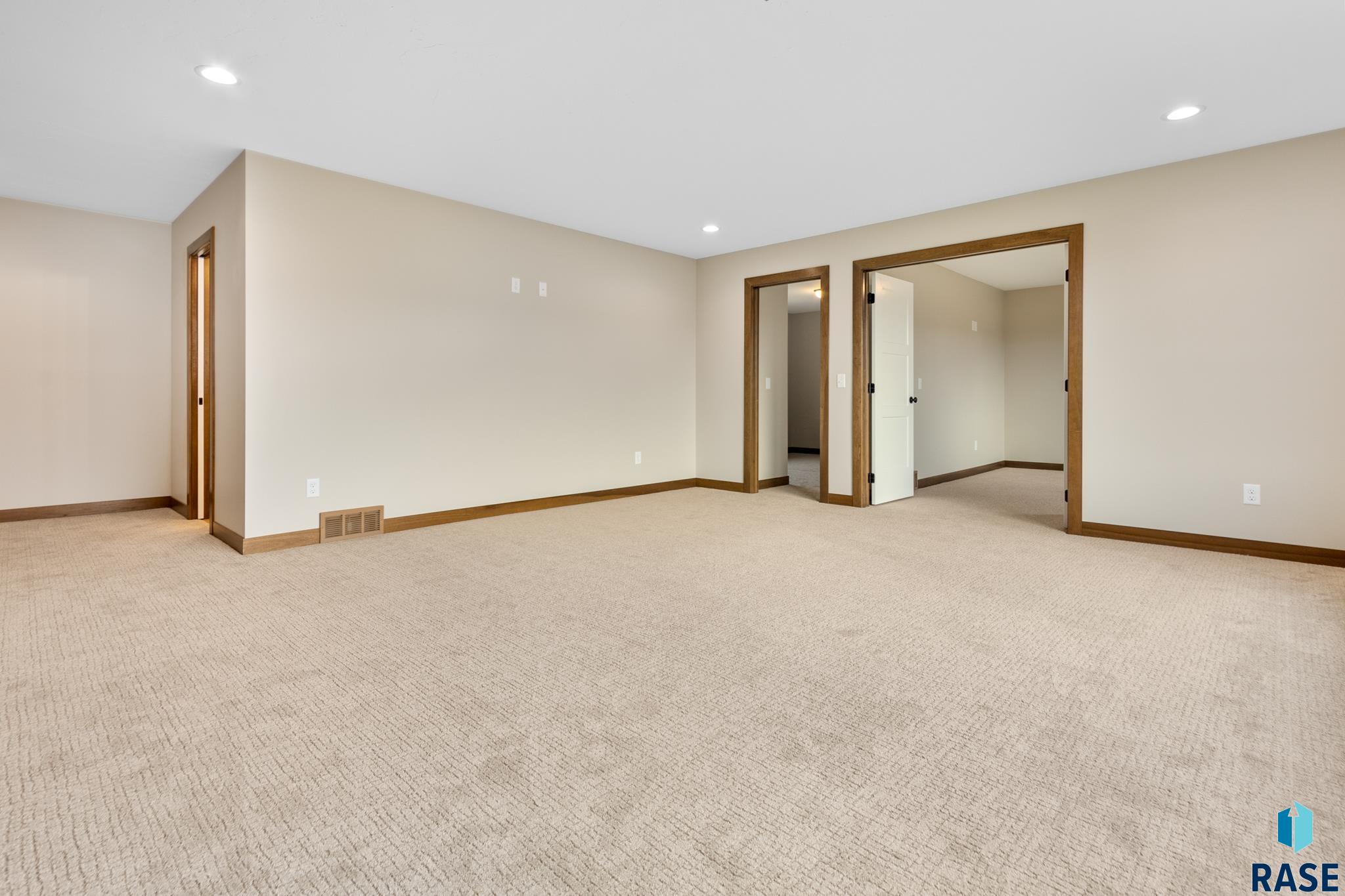 5517 W Liberator Cir