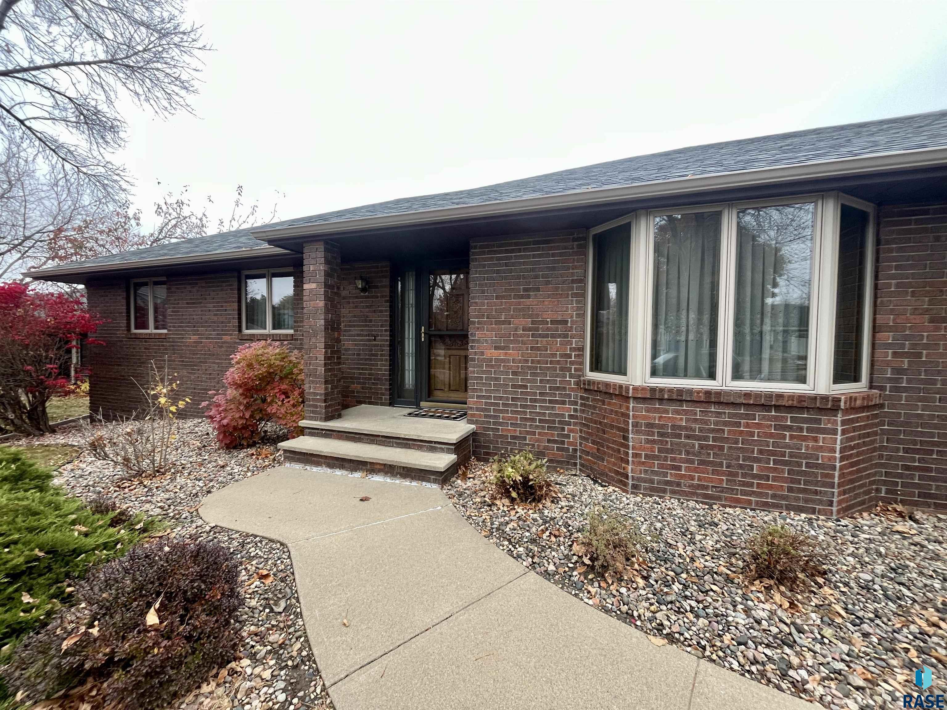 4700 S Deerfield Cir