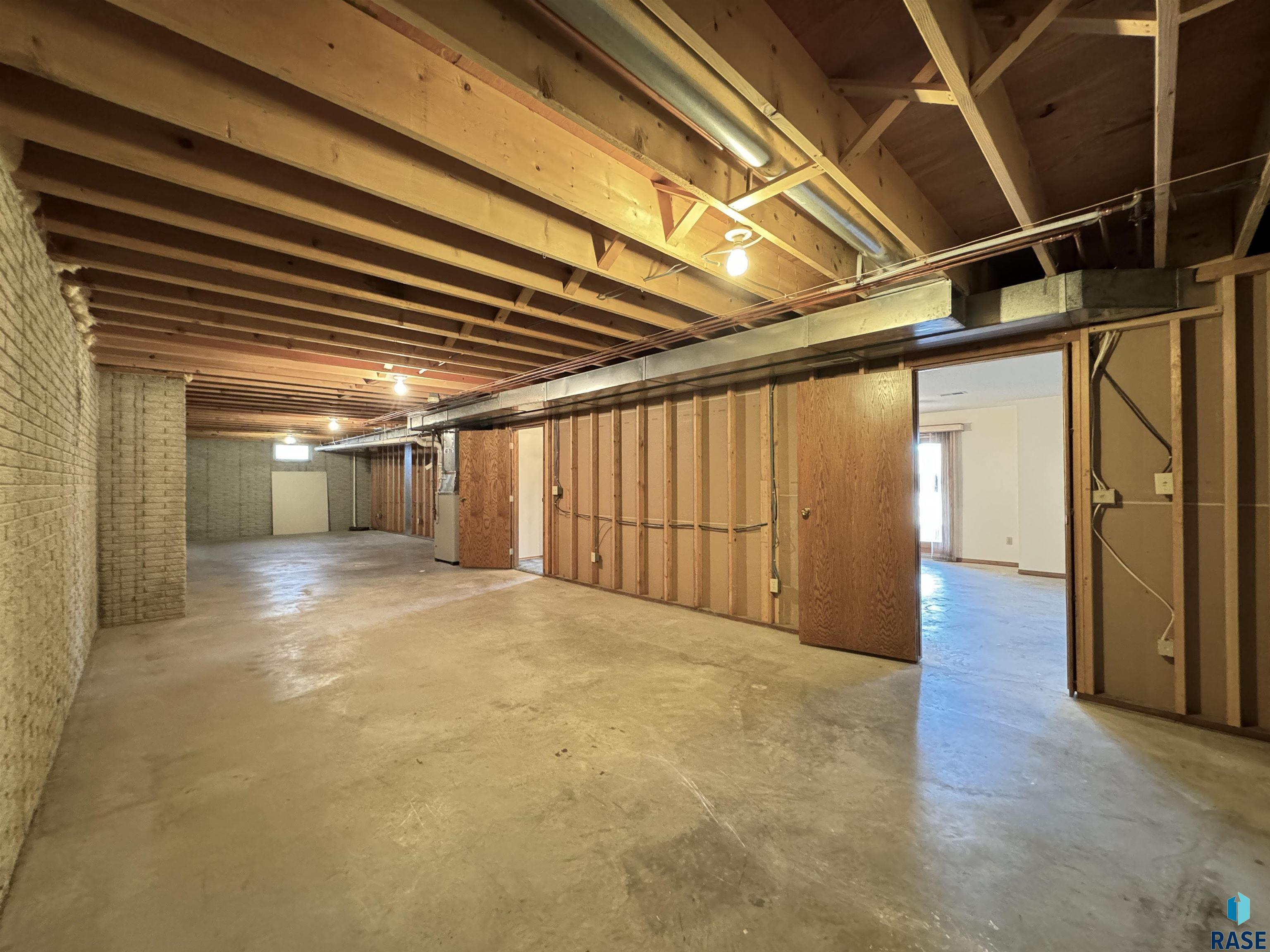 4700 S Deerfield Cir