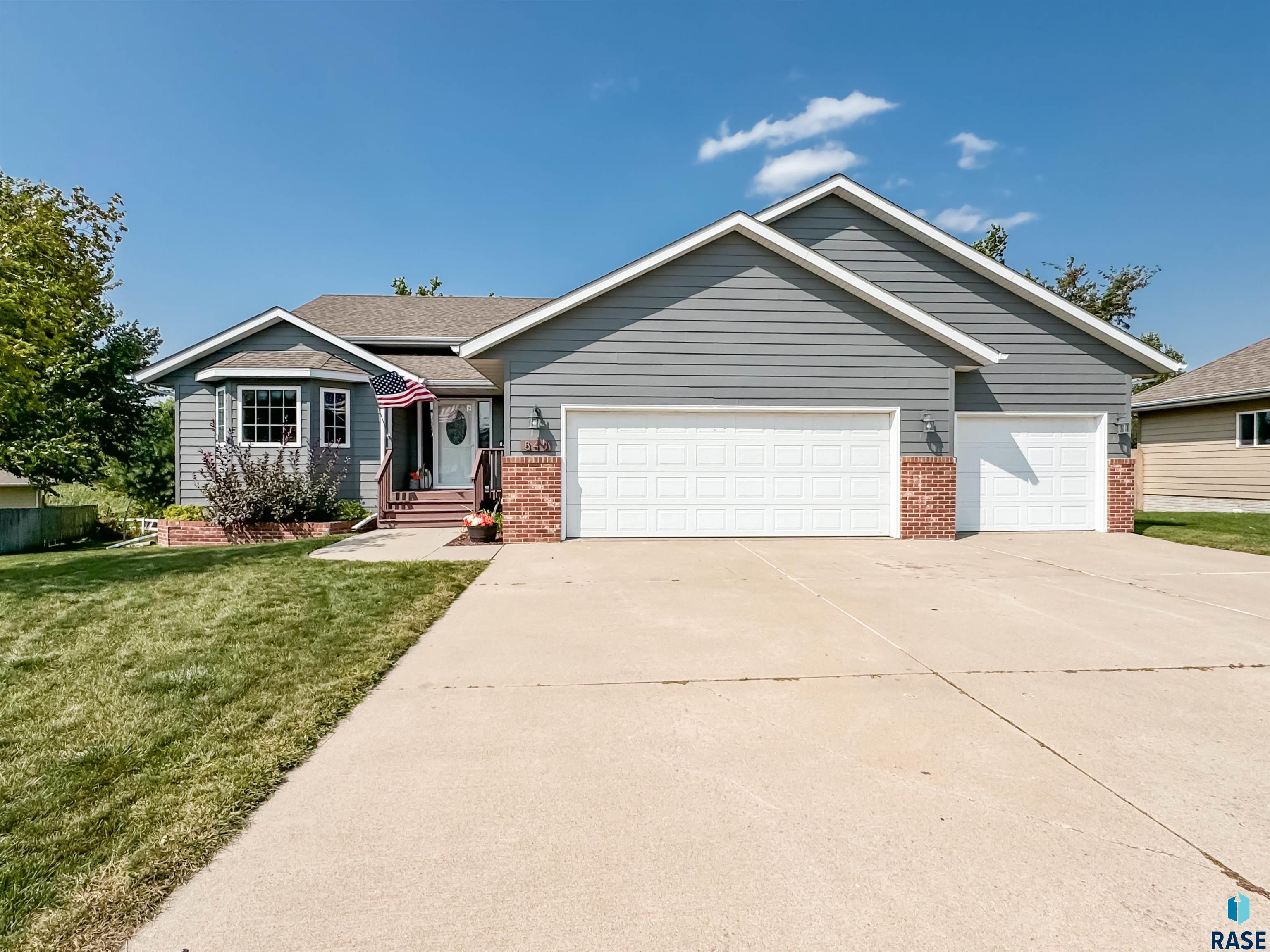 840 Cathy Dr