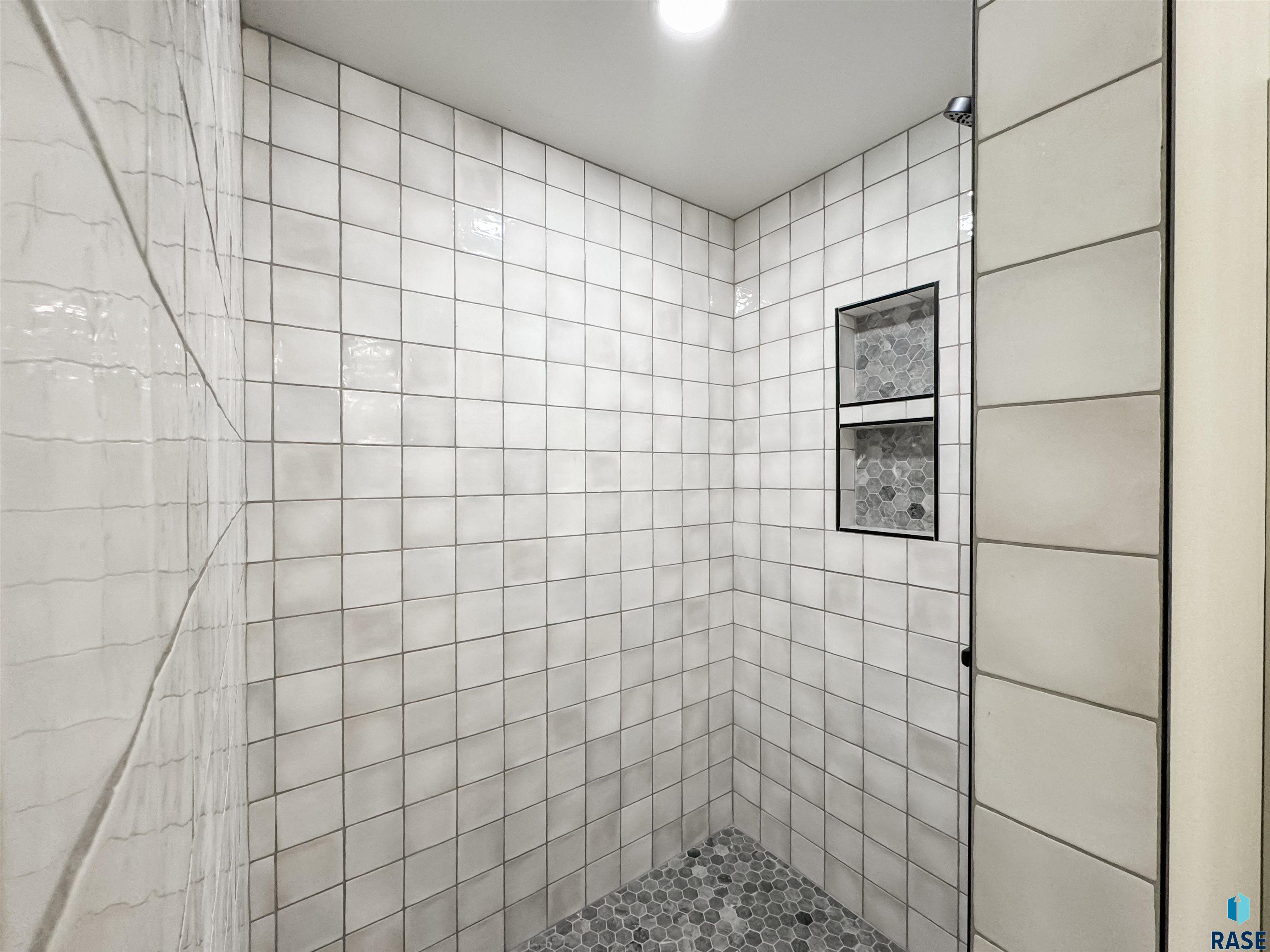 205 W Willow Trl