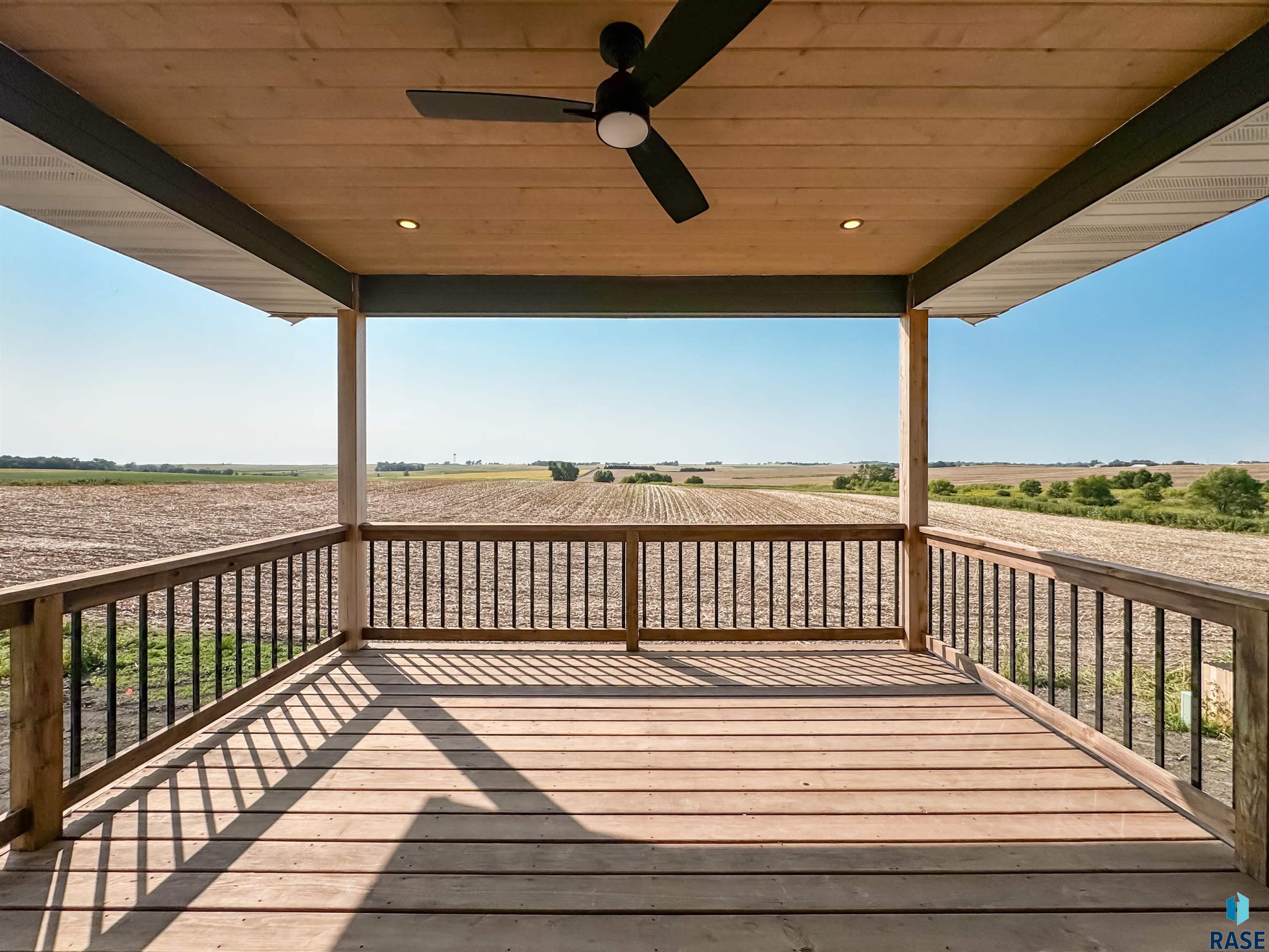 205 W Willow Trl