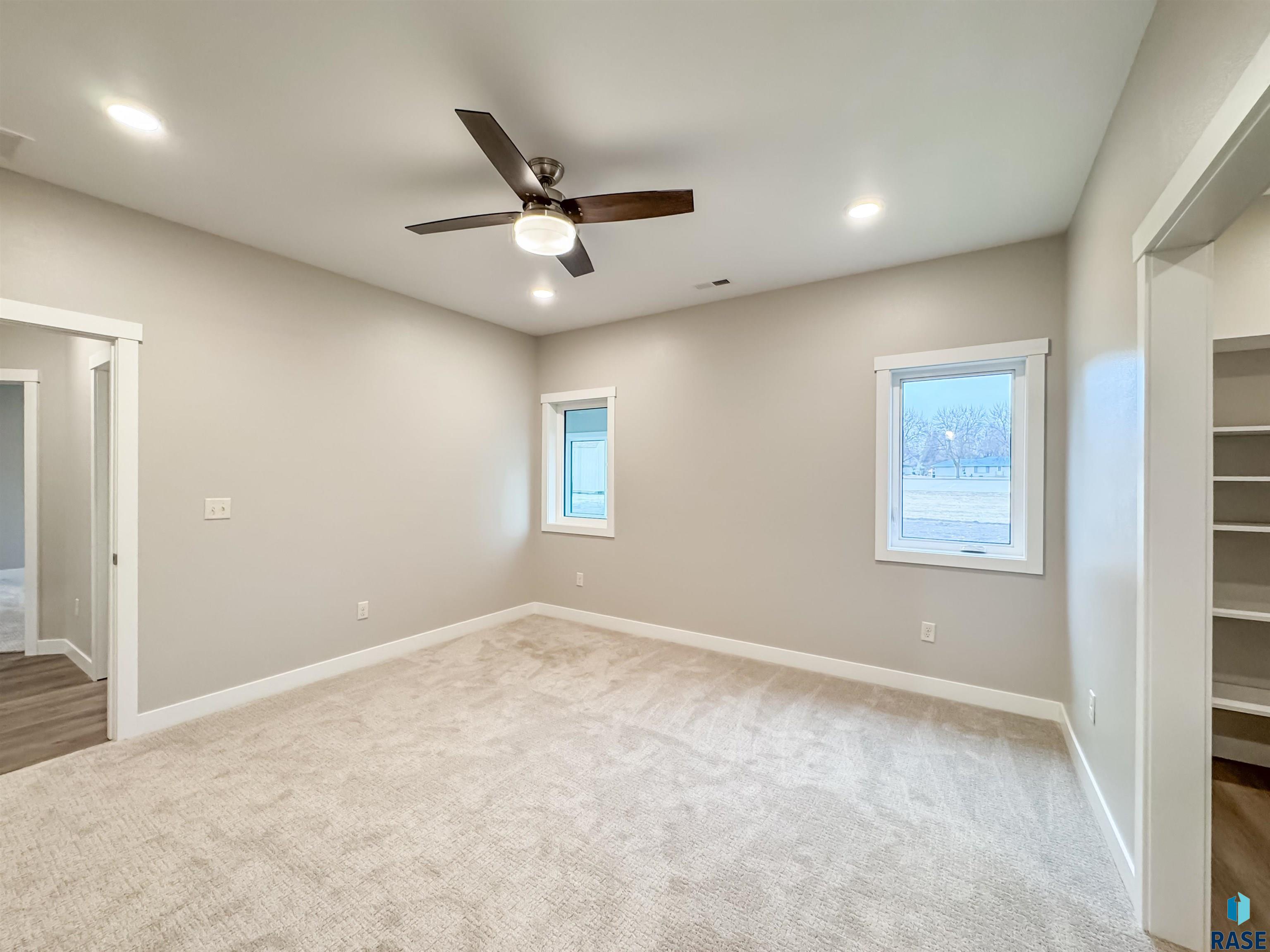 303 Rebecca Ln