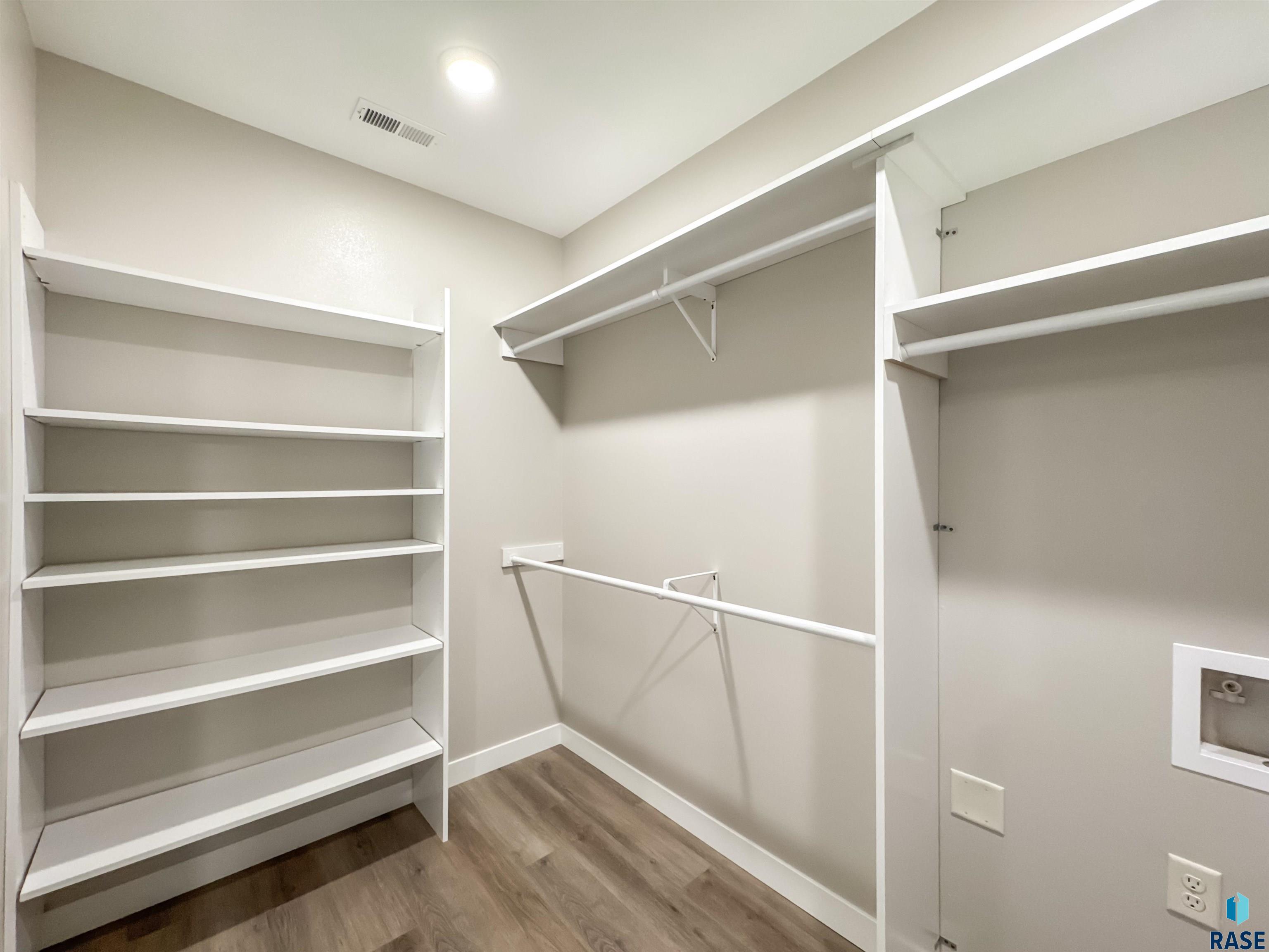 303 Rebecca Ln