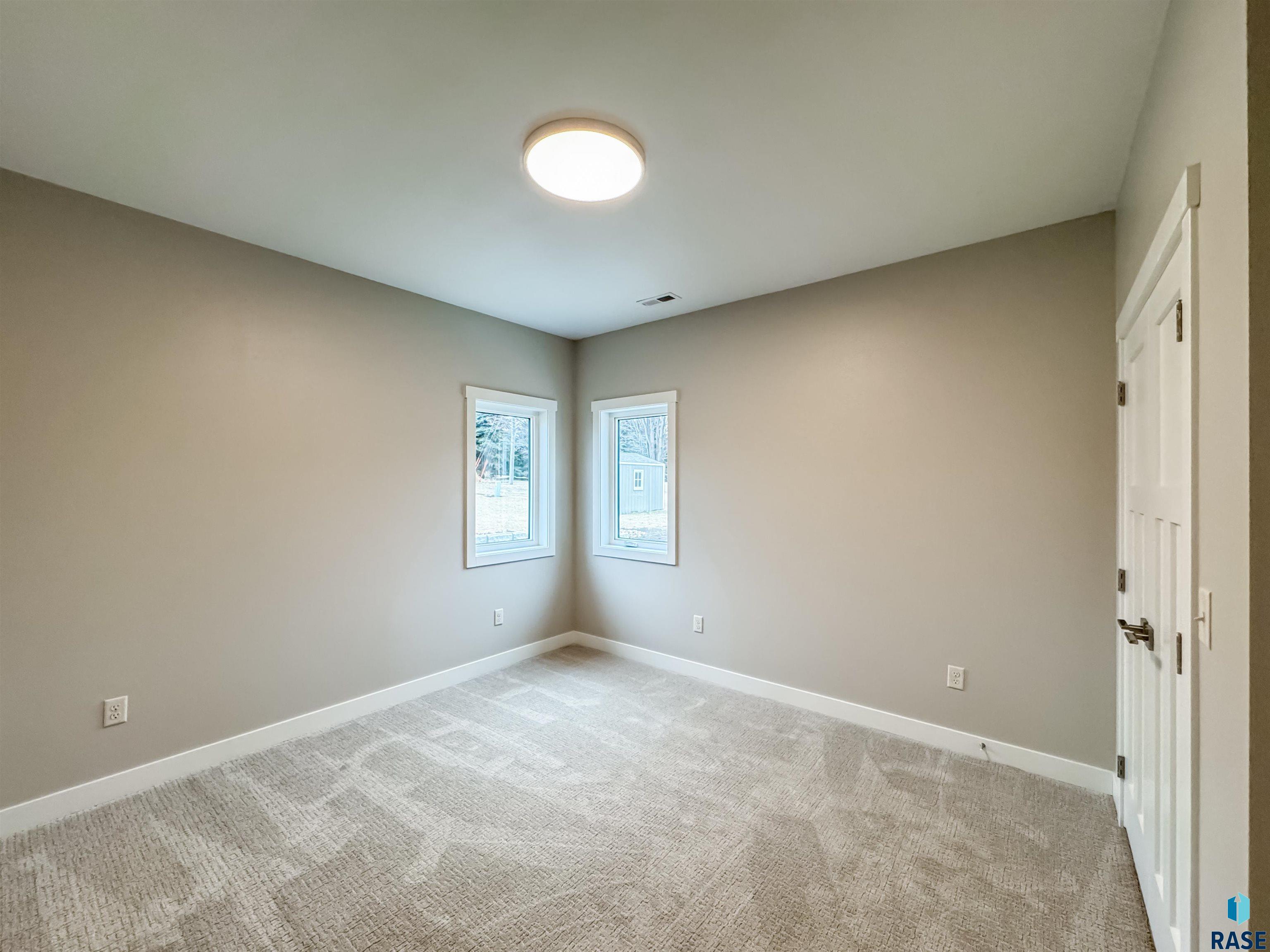 303 Rebecca Ln