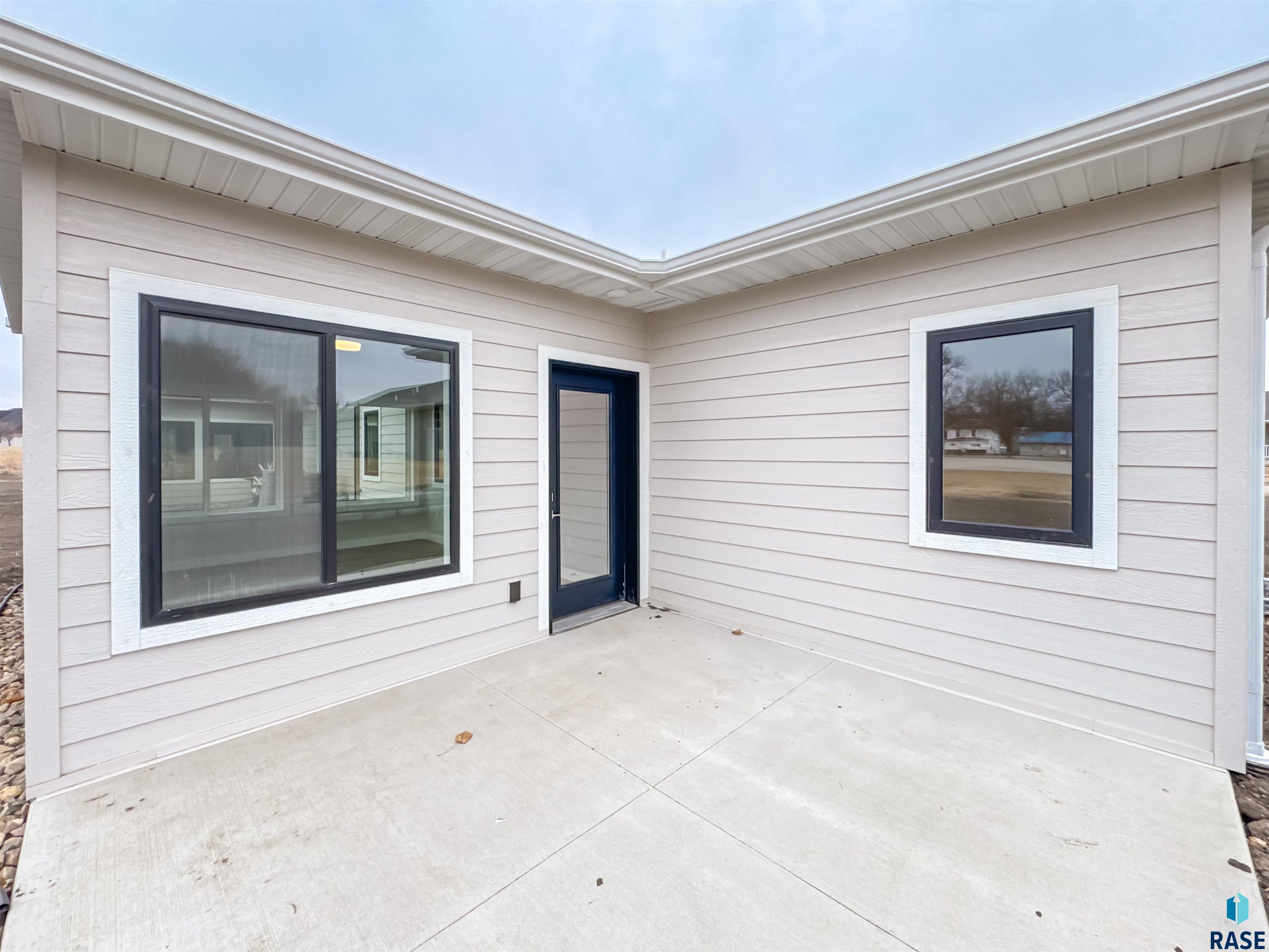 303 Rebecca Ln