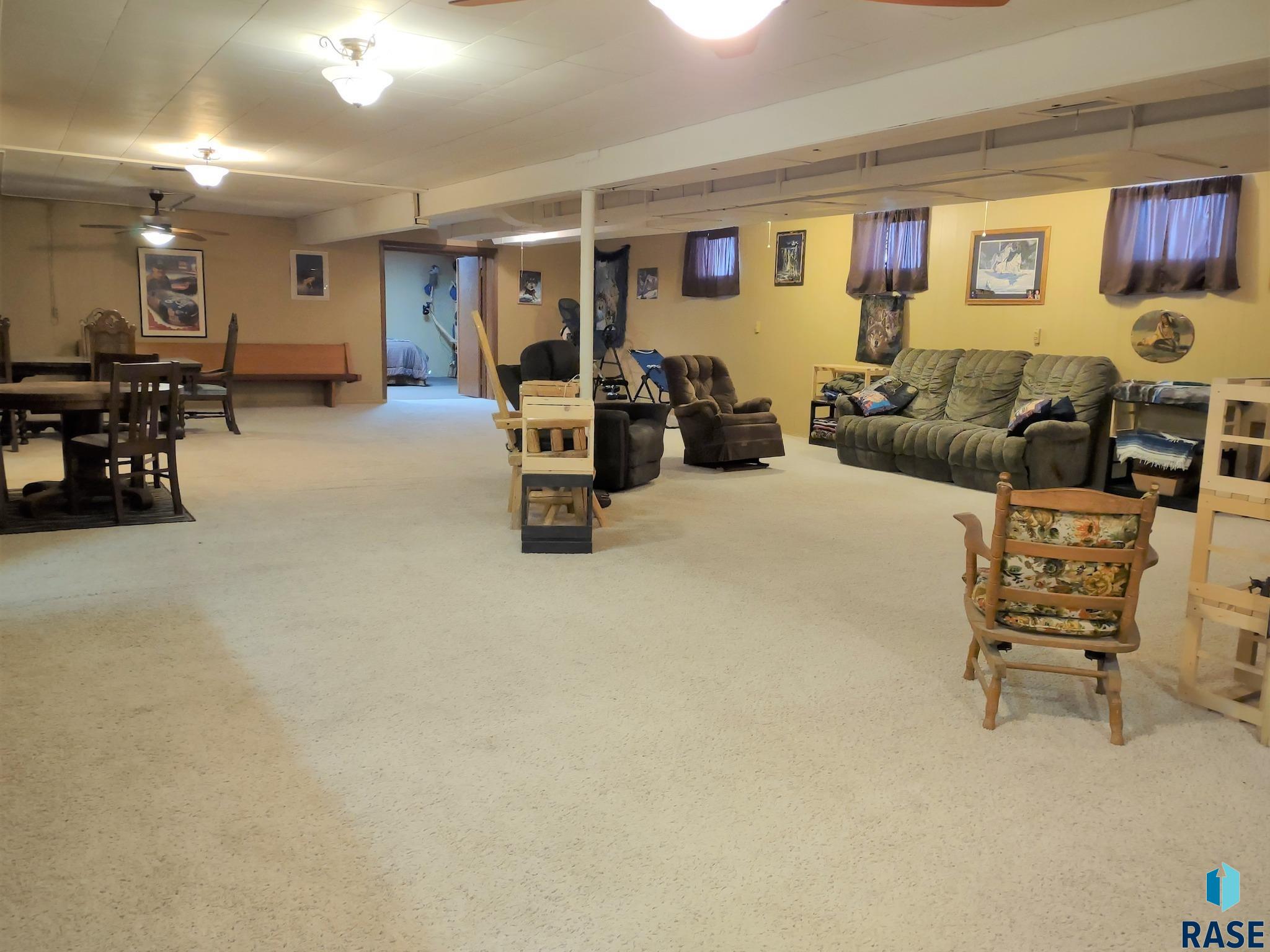 308 N Commercial Ave
