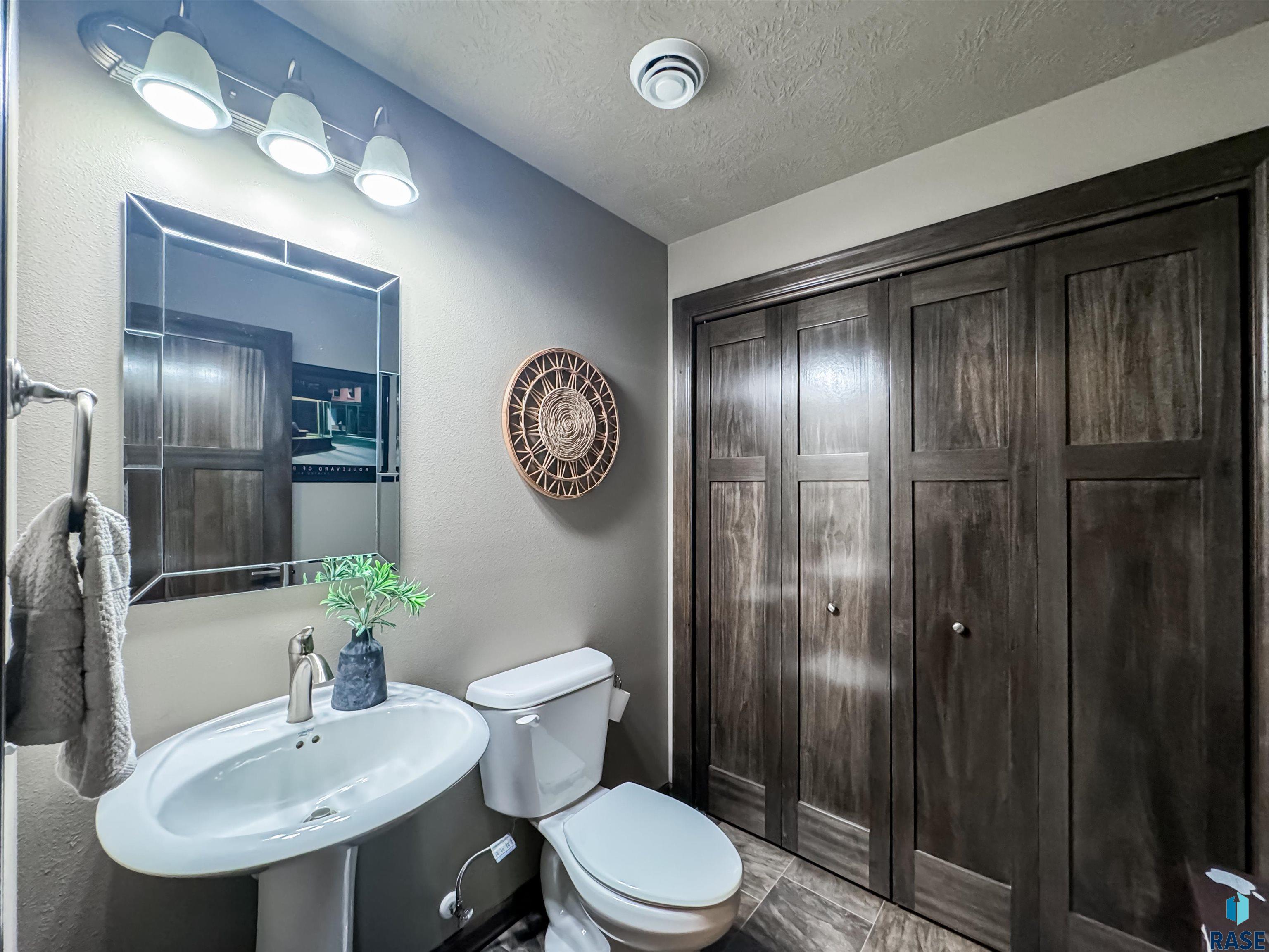 5823 S Bounty Pl