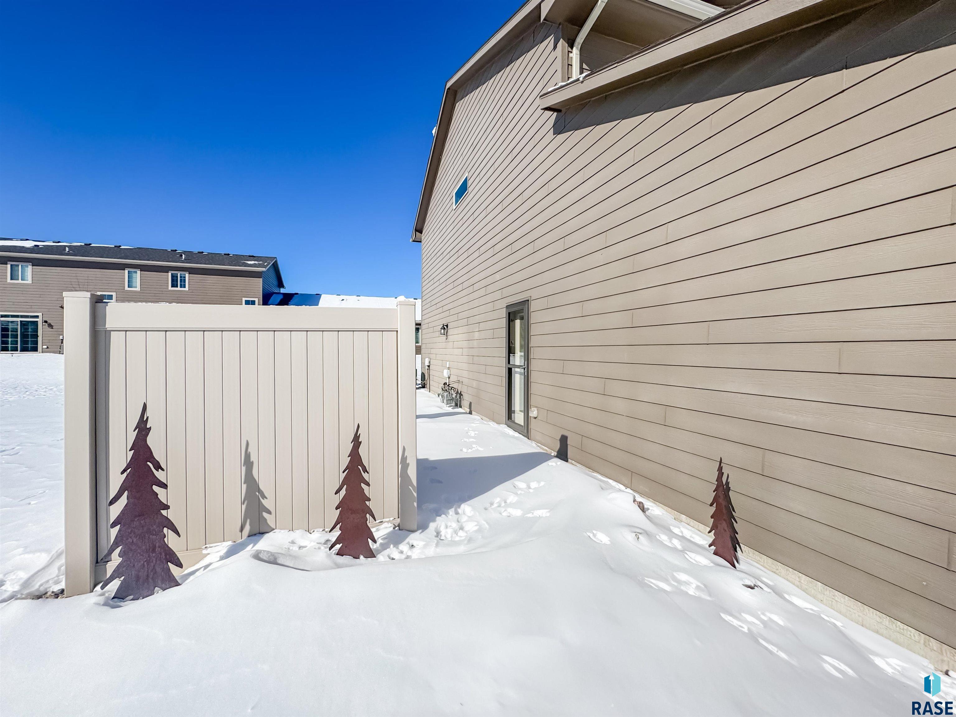 5823 S Bounty Pl
