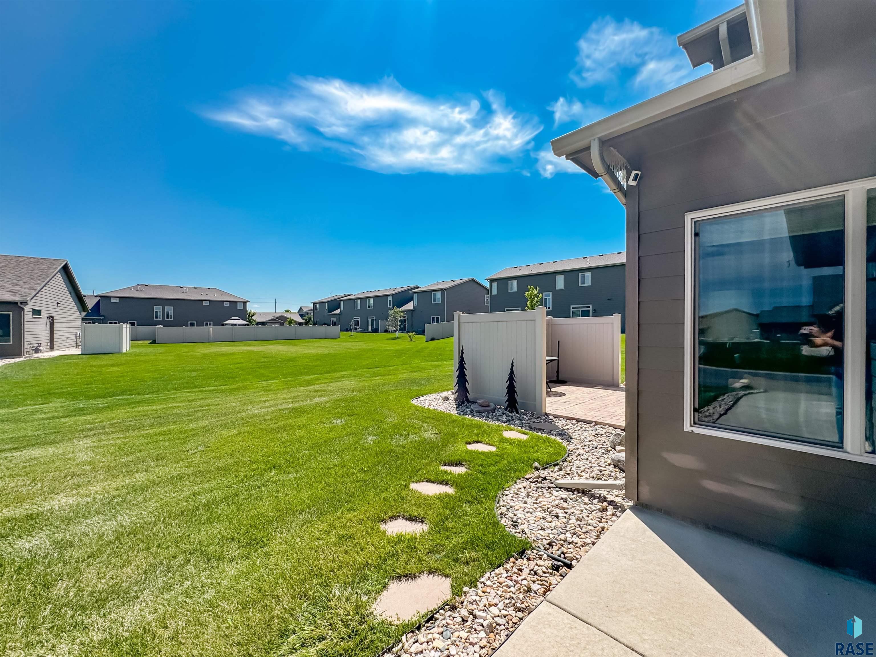 5823 S Bounty Pl