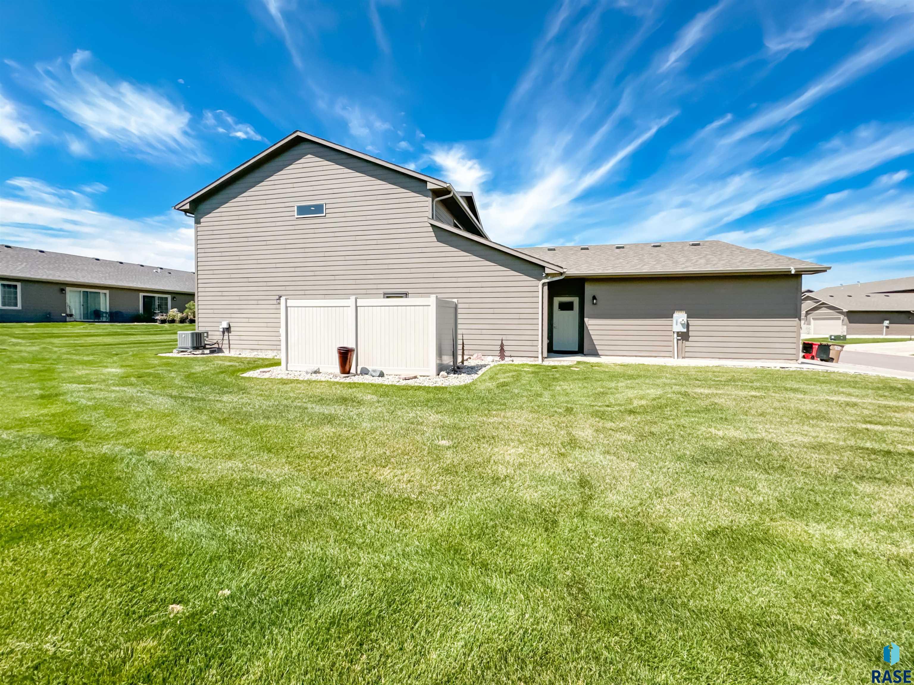 5823 S Bounty Pl
