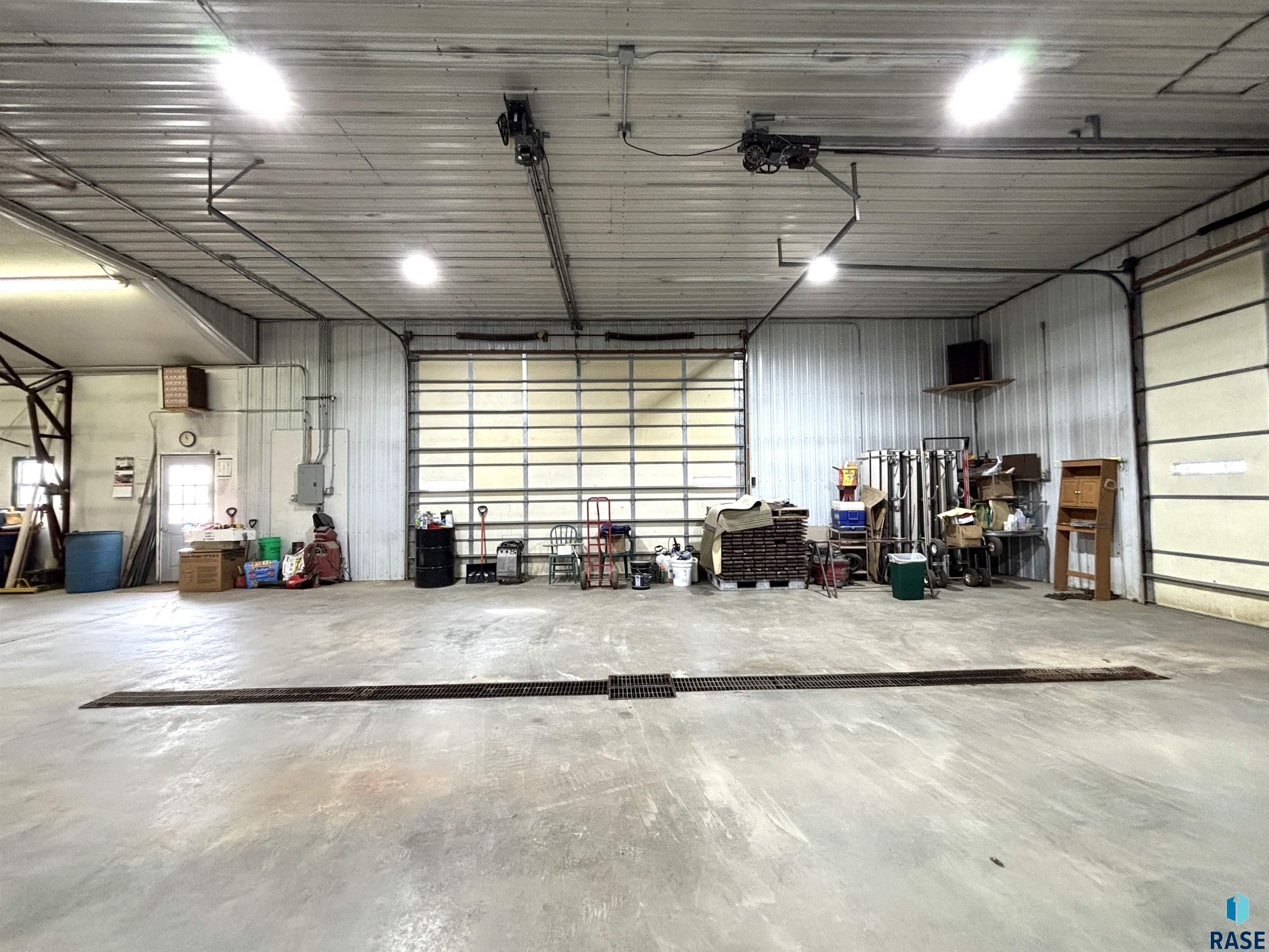 1603 N Broadway Ave Avenue