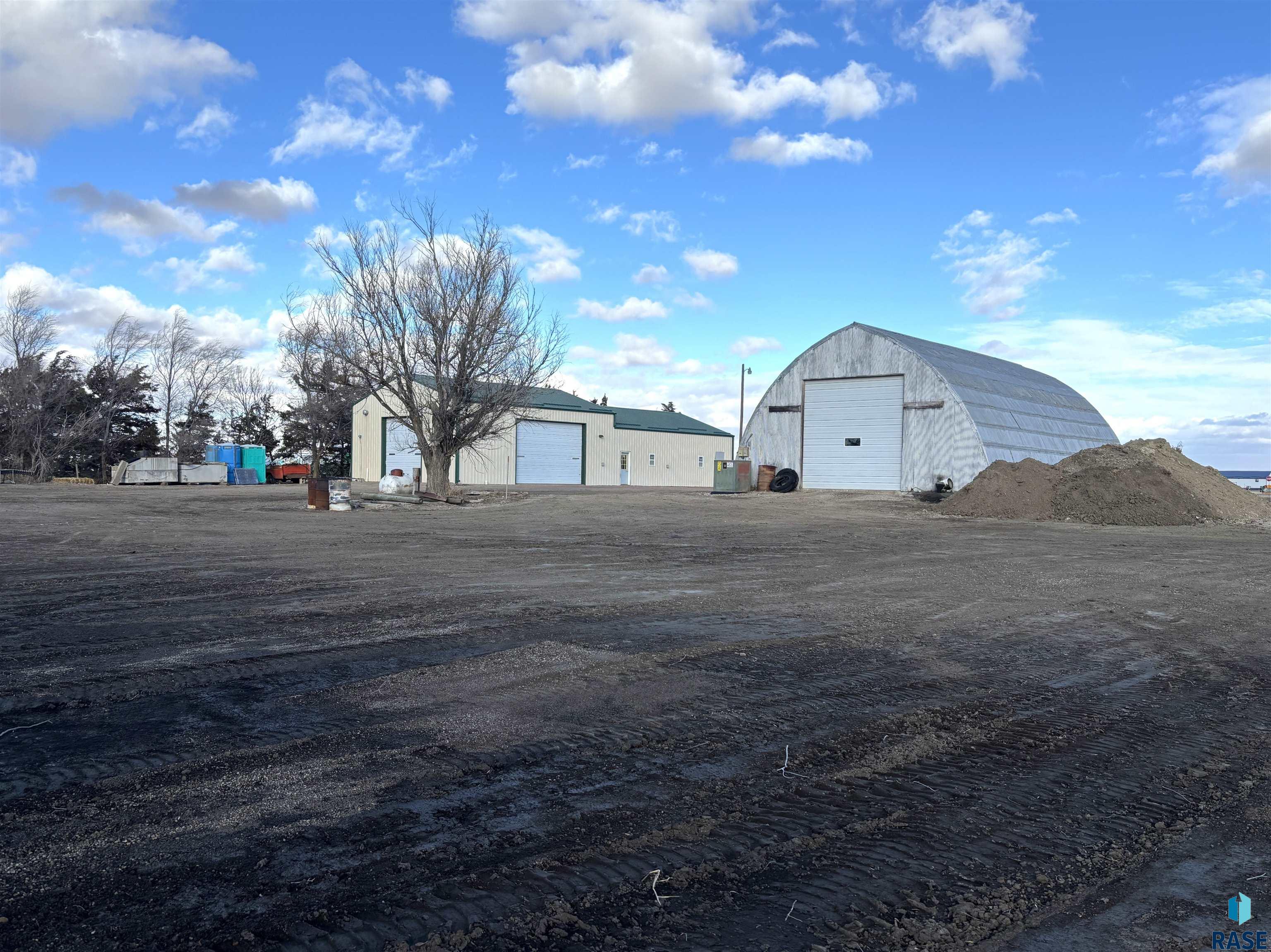 1603 N Broadway Ave Avenue