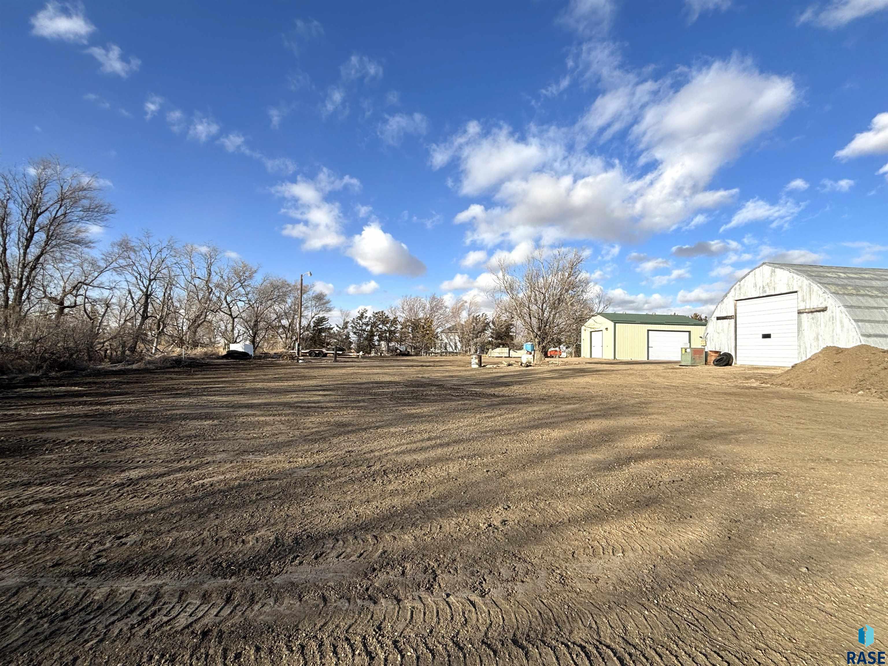 1603 N Broadway Ave Avenue