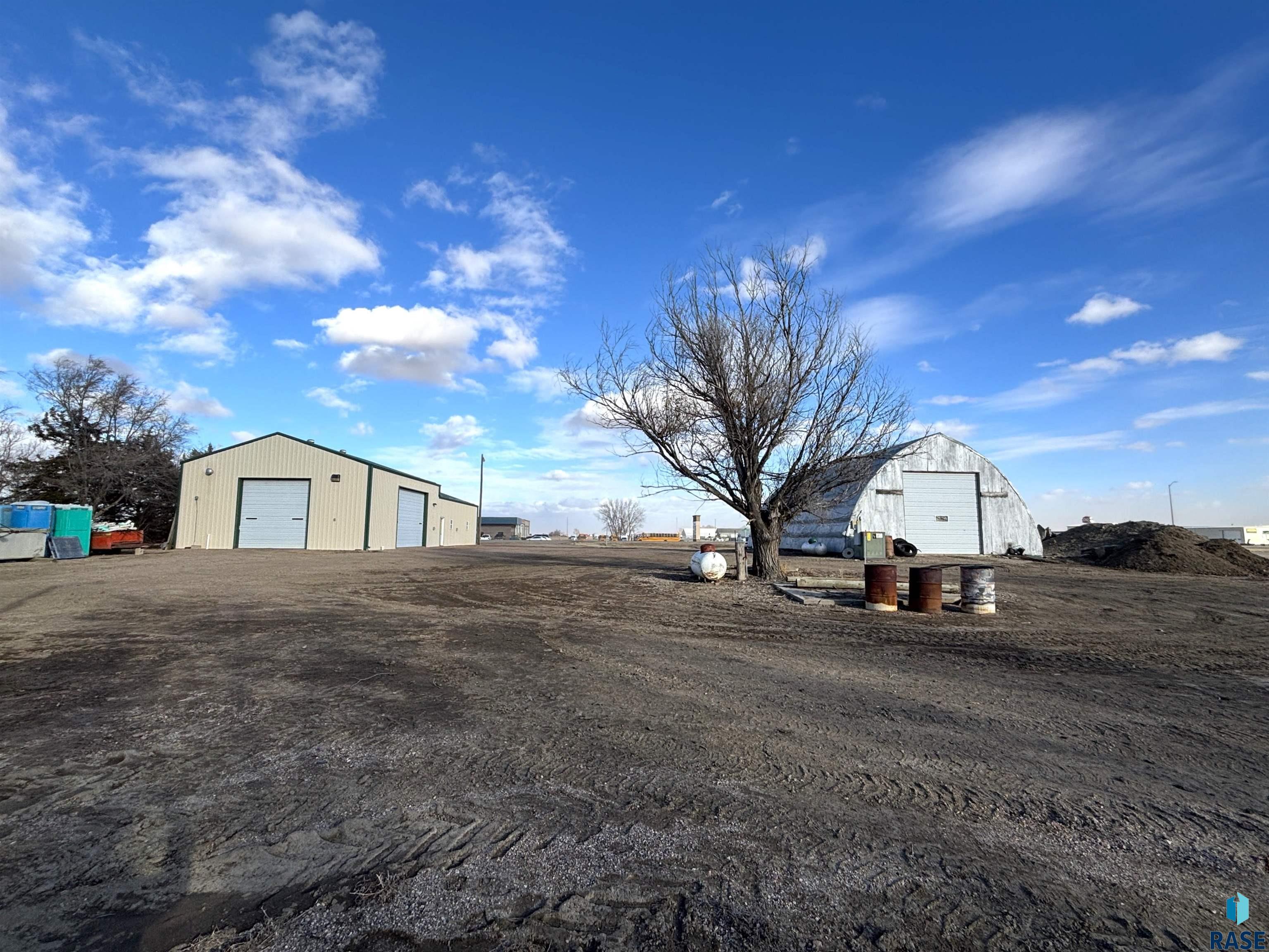 1603 N Broadway Ave Avenue