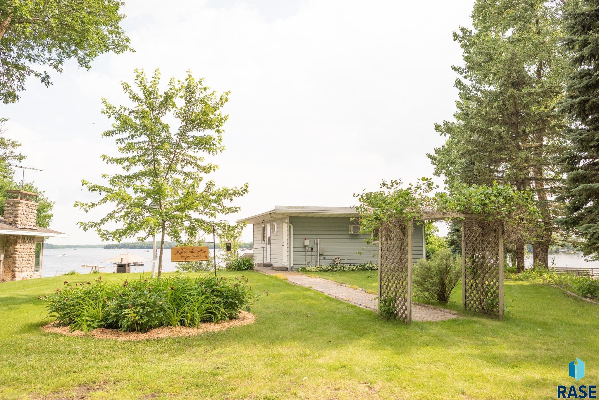 1043 Y Camp Rd