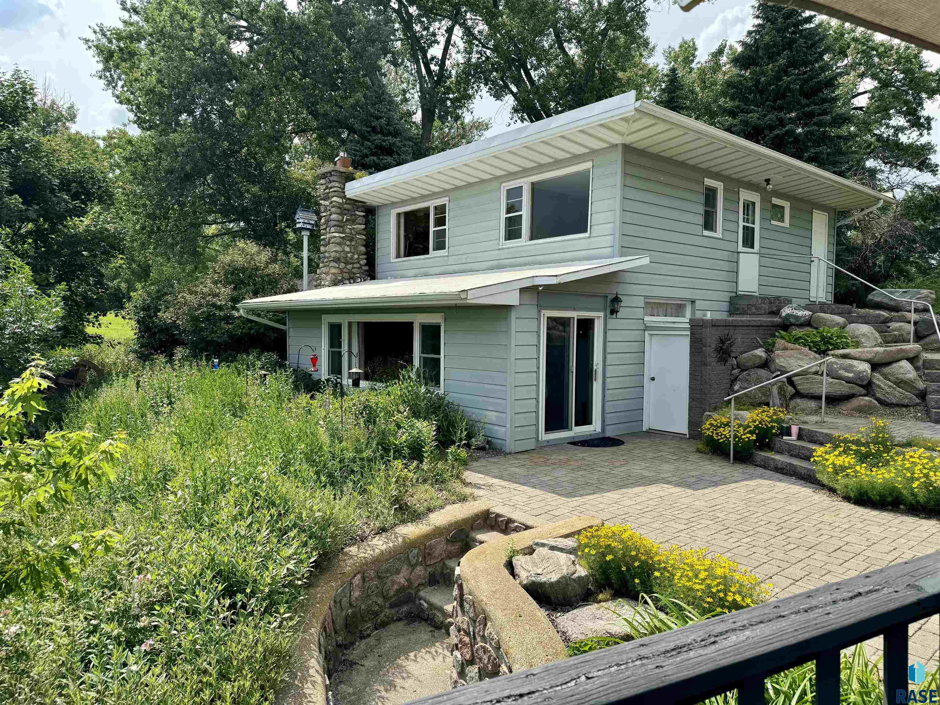 1043 Y Camp Rd