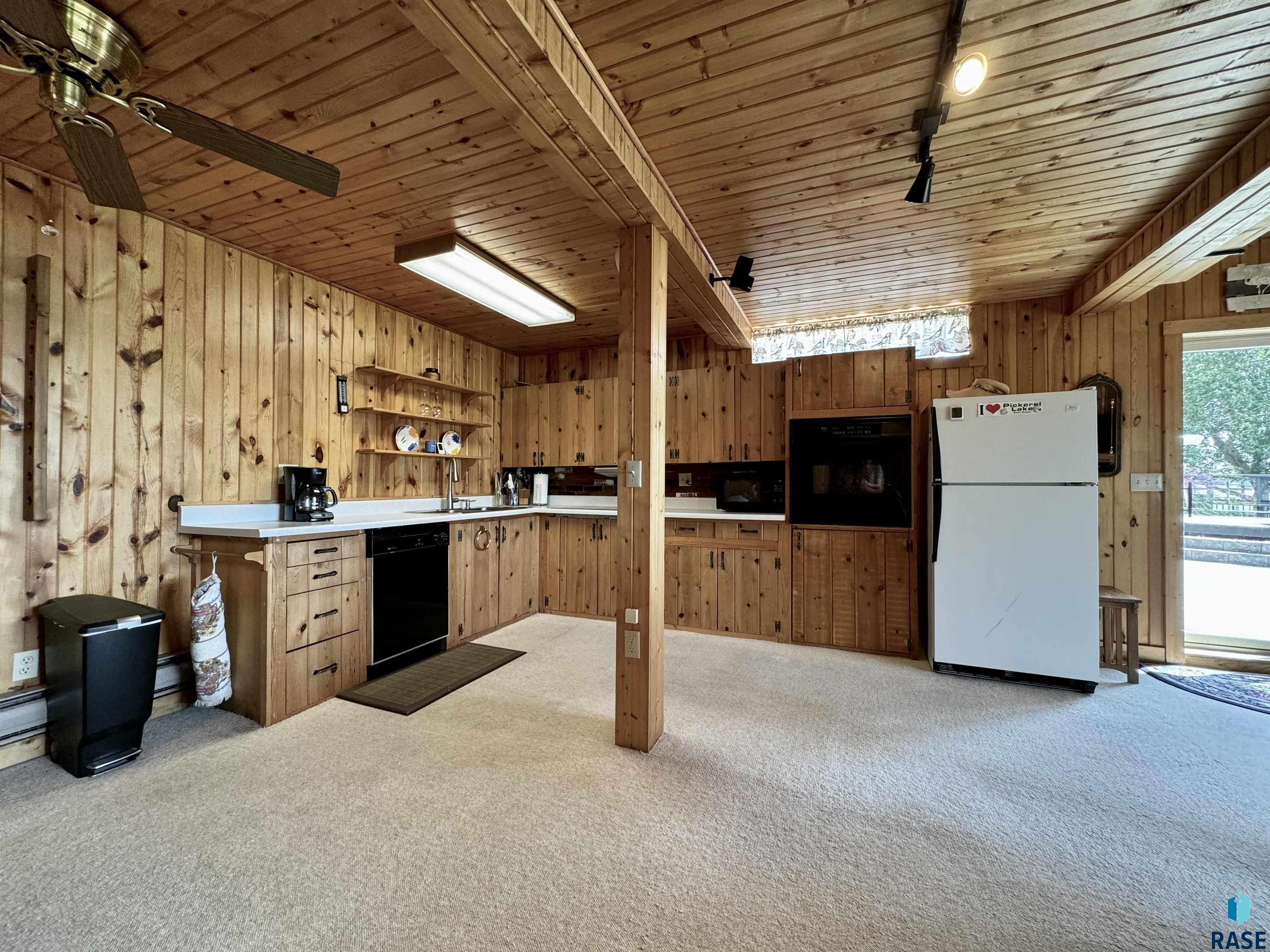 1043 Y Camp Rd