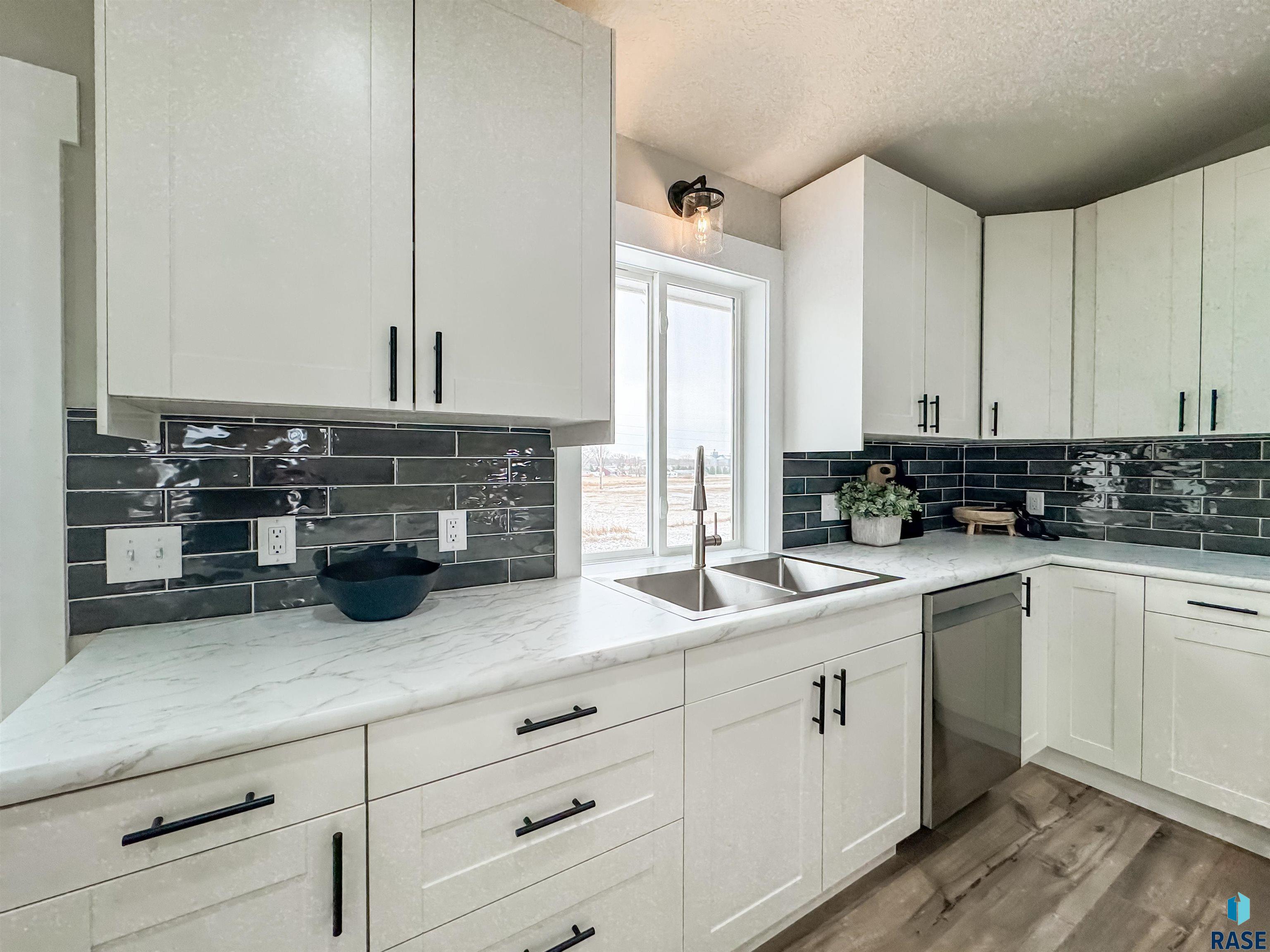 504 Opal Ln