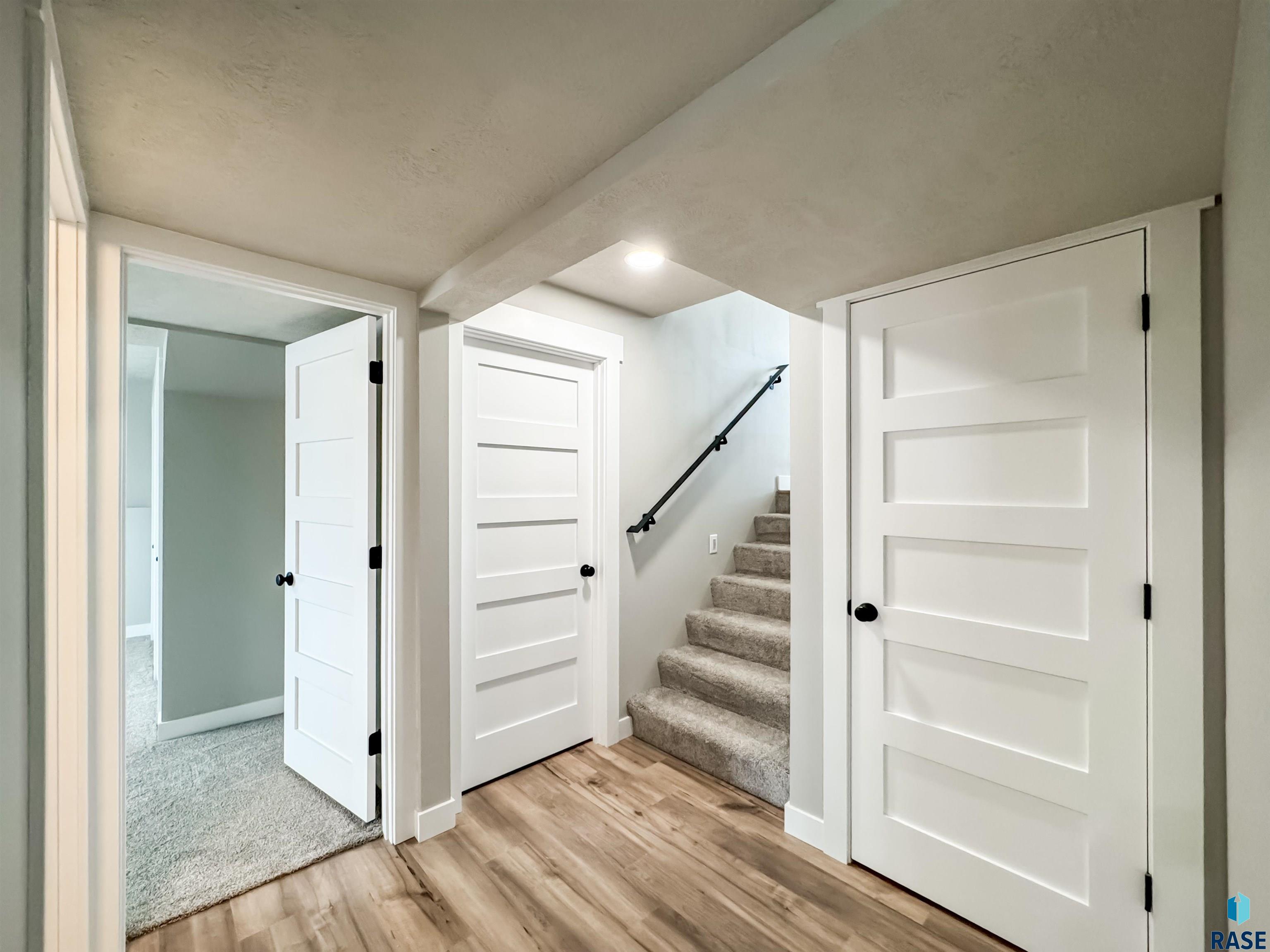 504 Opal Ln