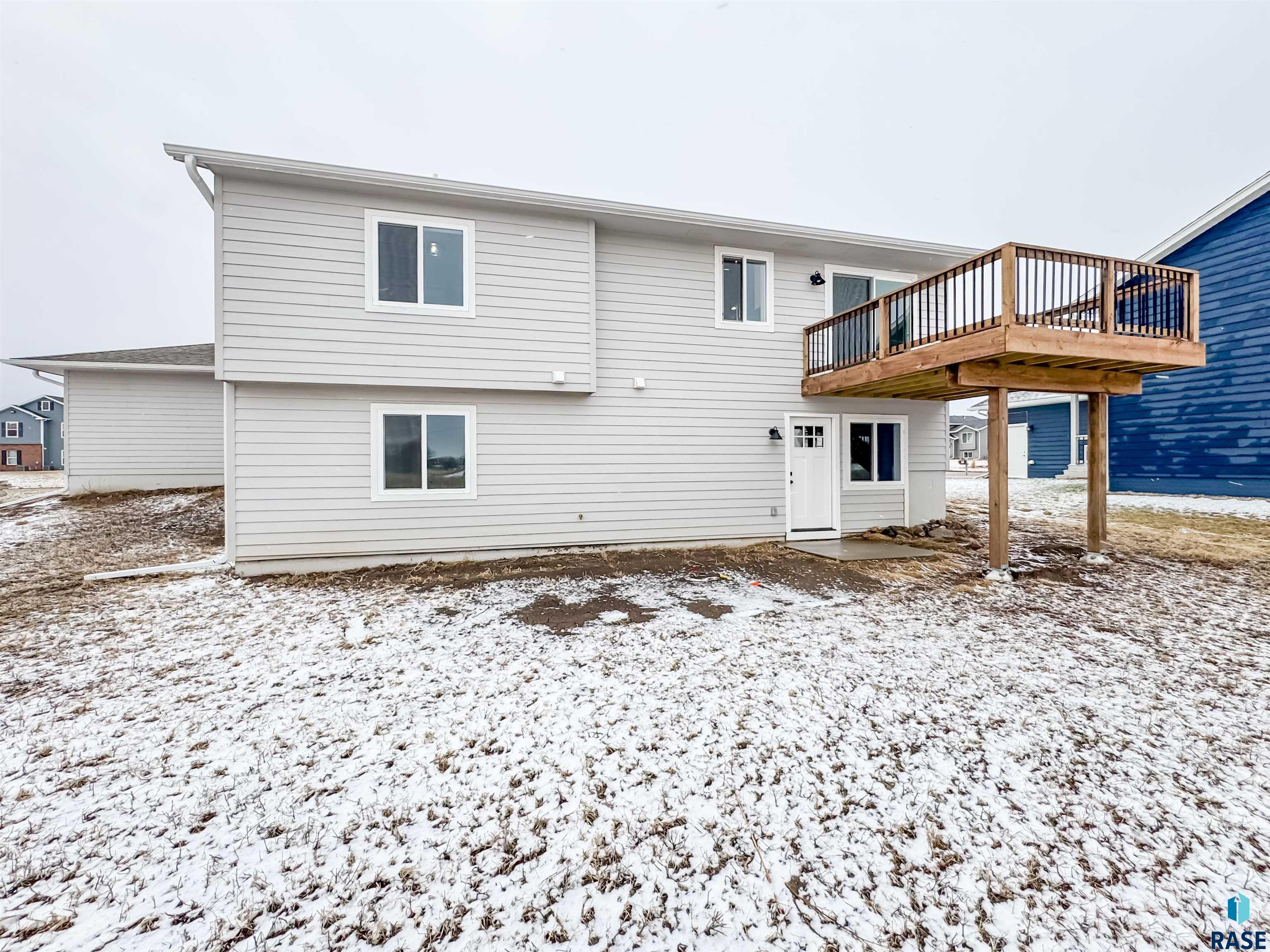 504 Opal Ln