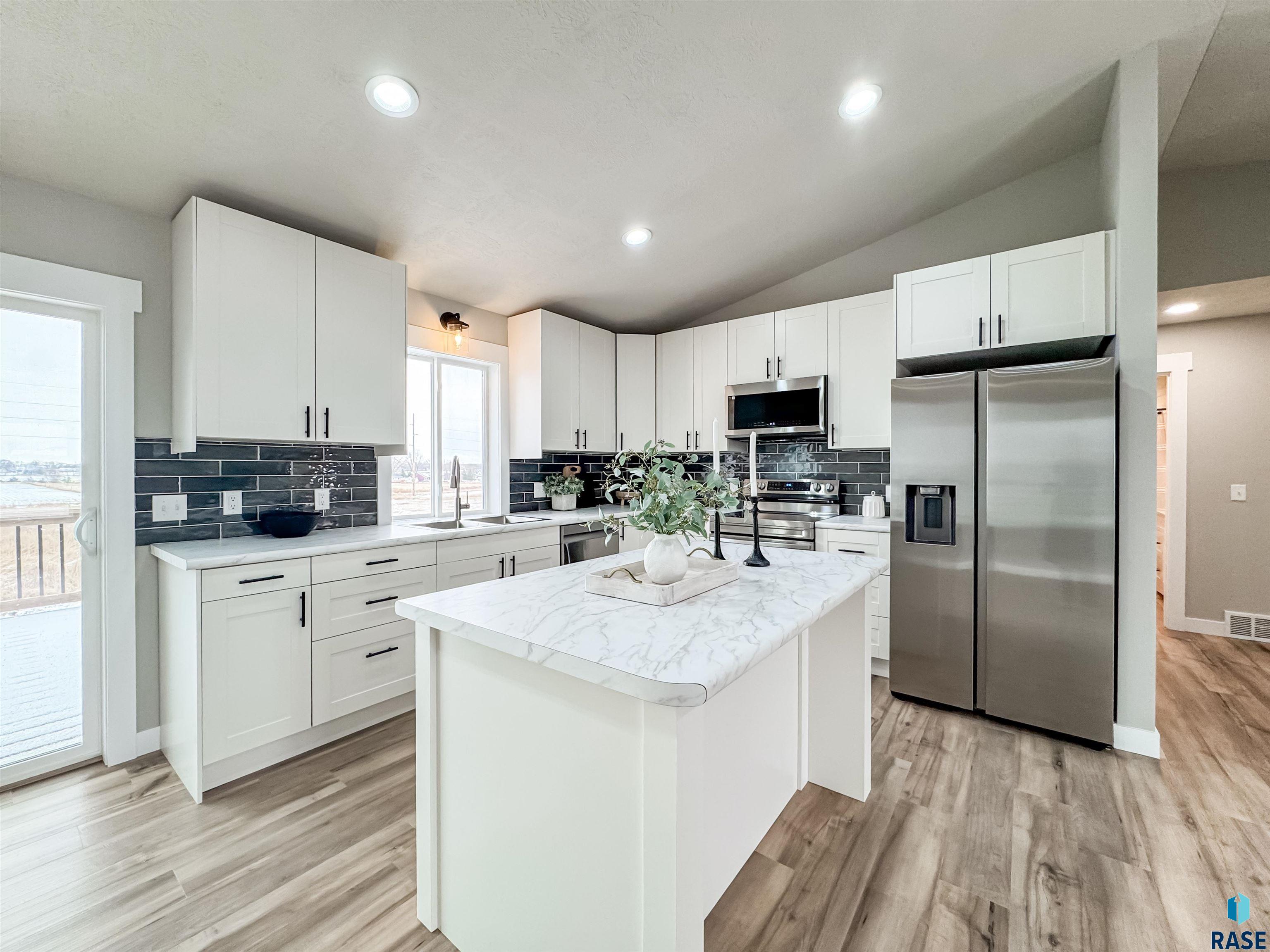 504 Opal Ln