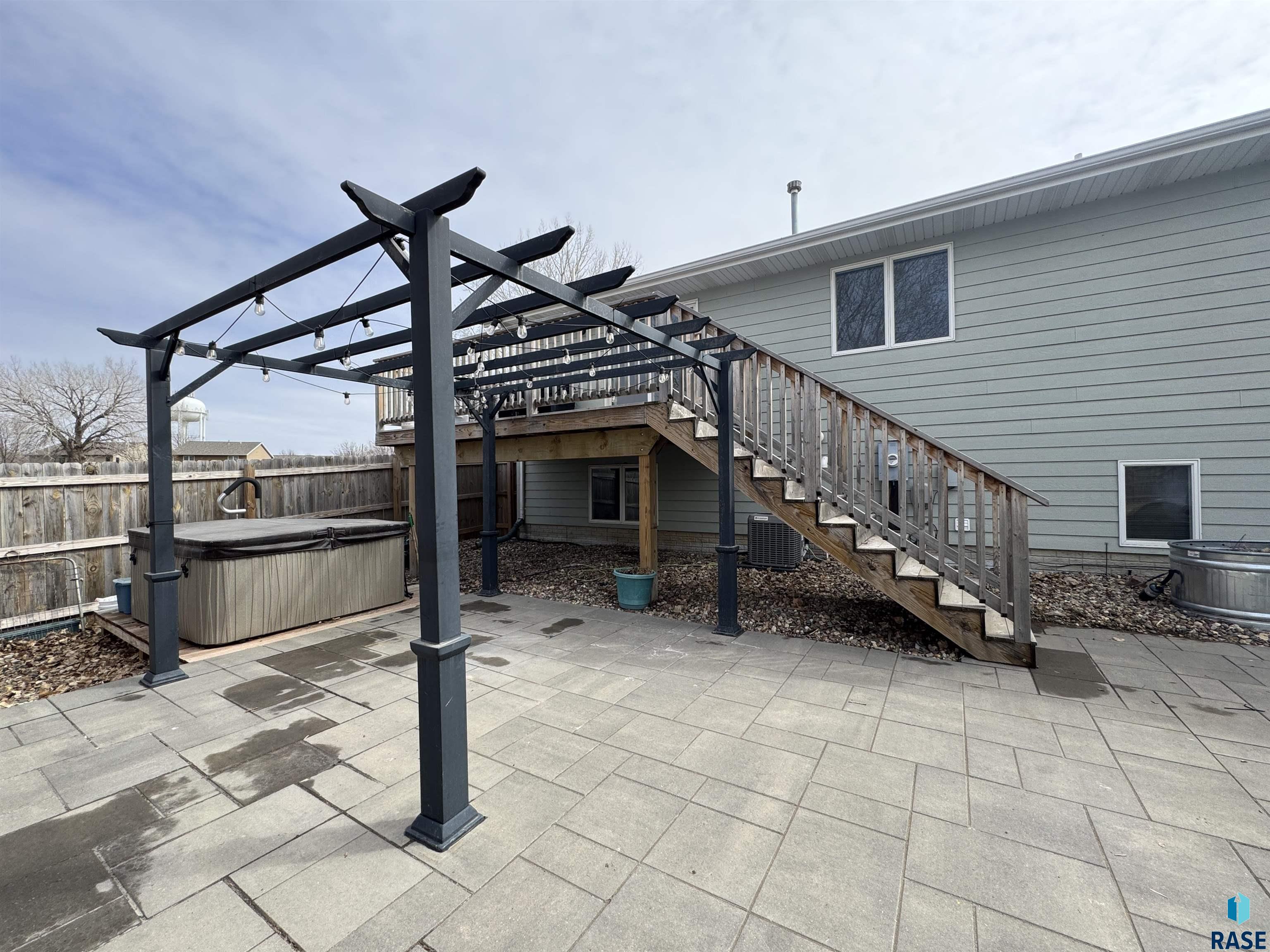 425 N Joseph Ave