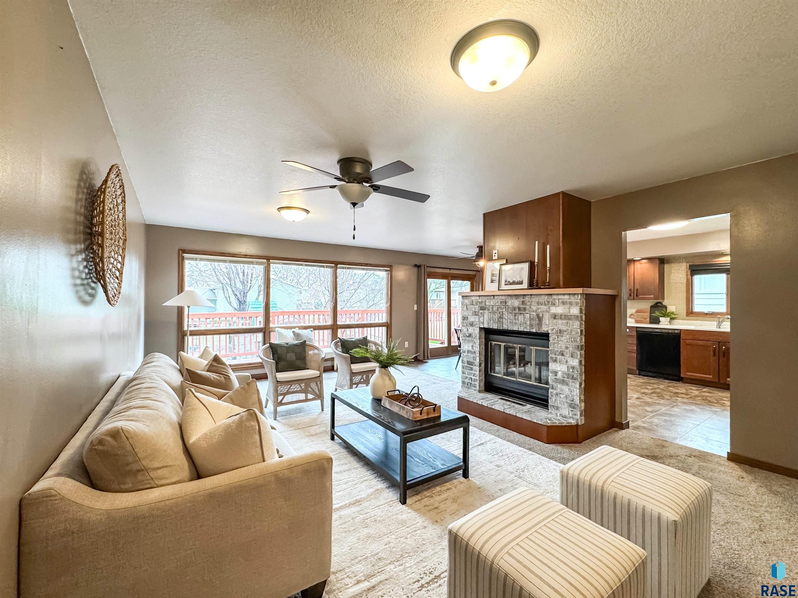 120 S Yellowstone Dr