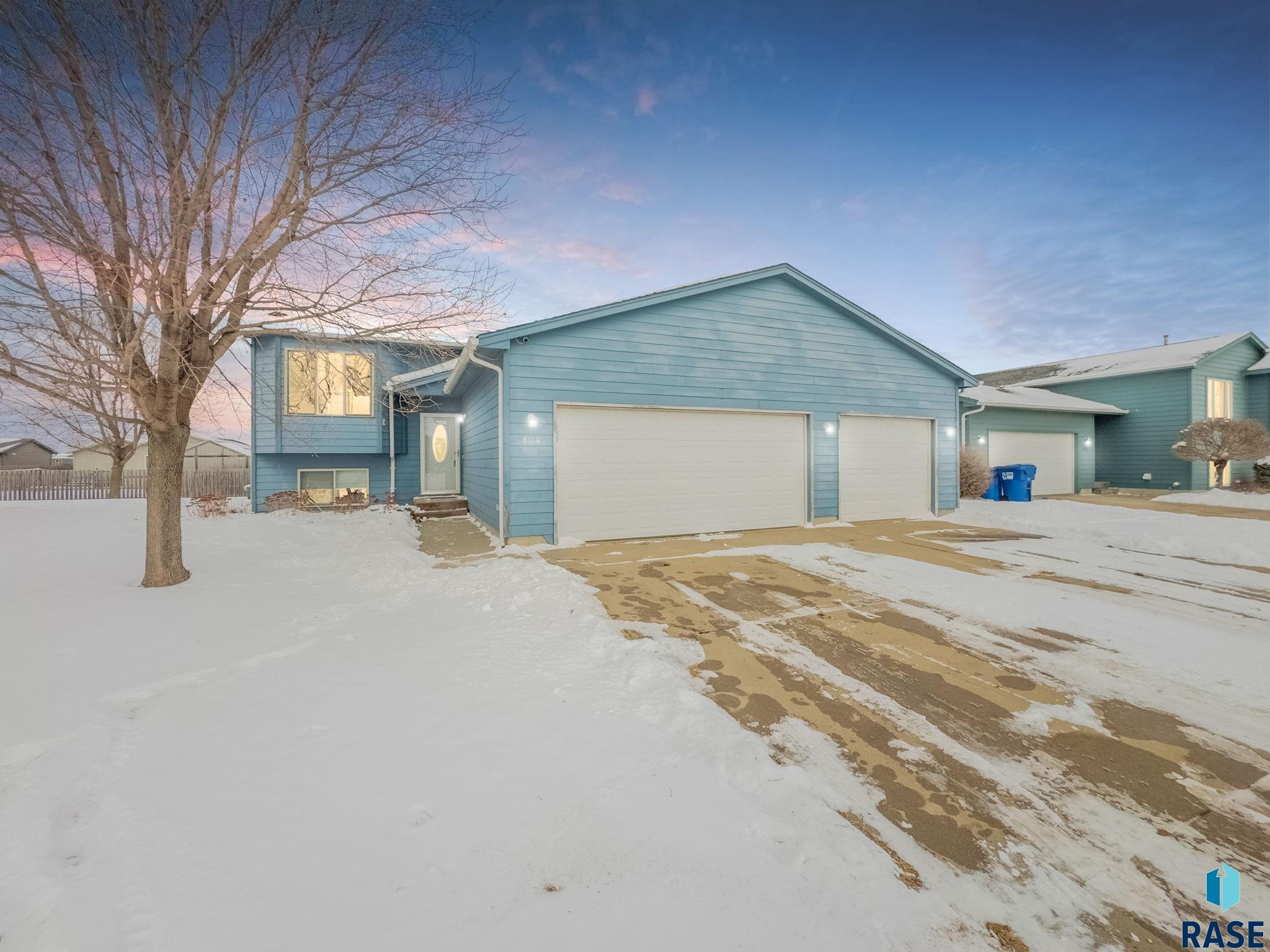 804 Lois Ln