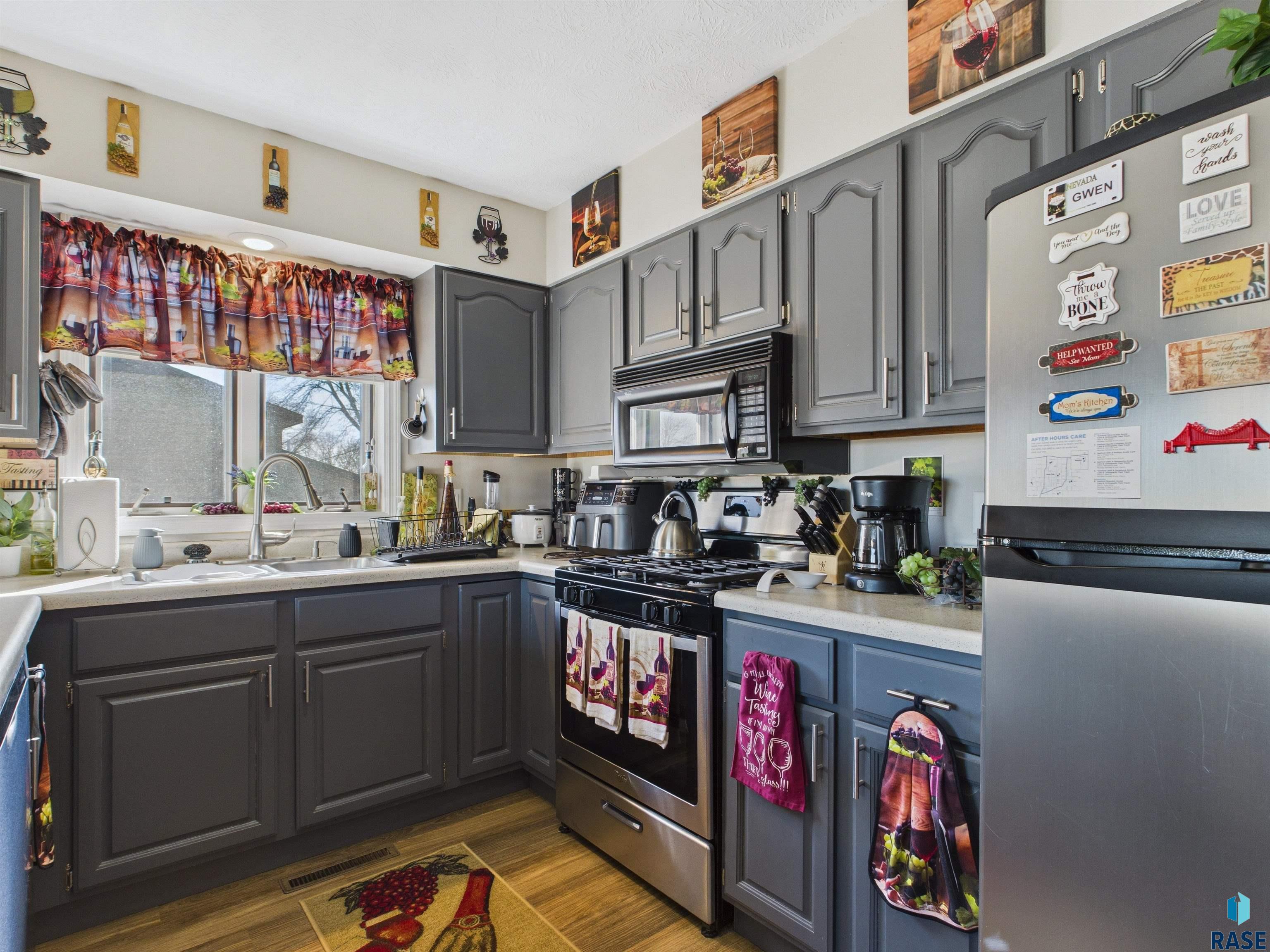 6200 W Oscar Howe Cir
